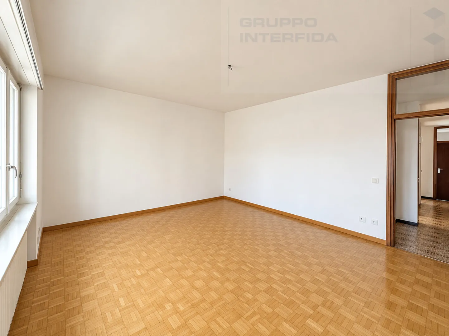 3.5-ROOM APARTMENT IN THE CENTER WITH BALCONIES - Photo 3 of 10