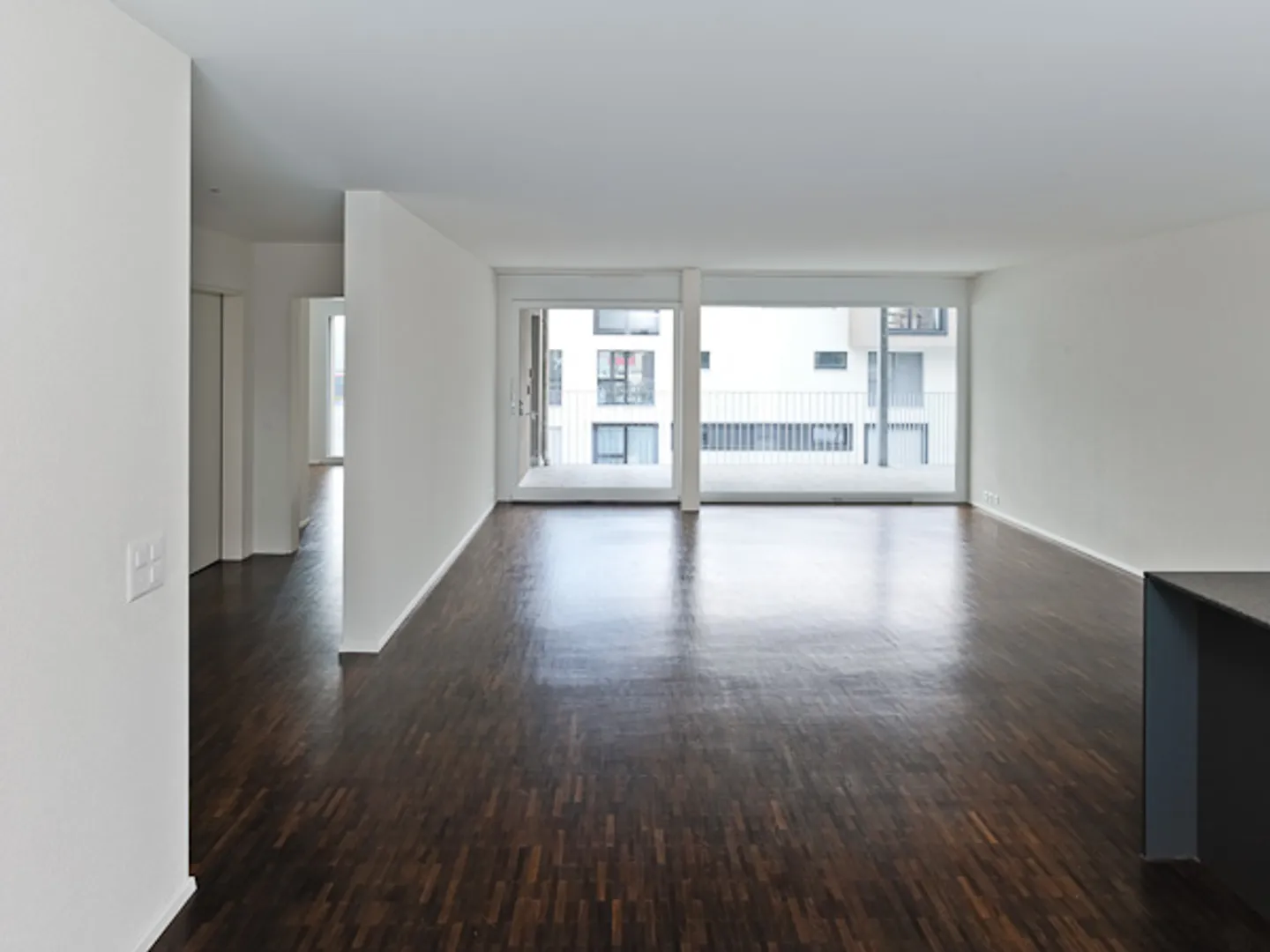 Apartment for rent - Photo 4 of 8