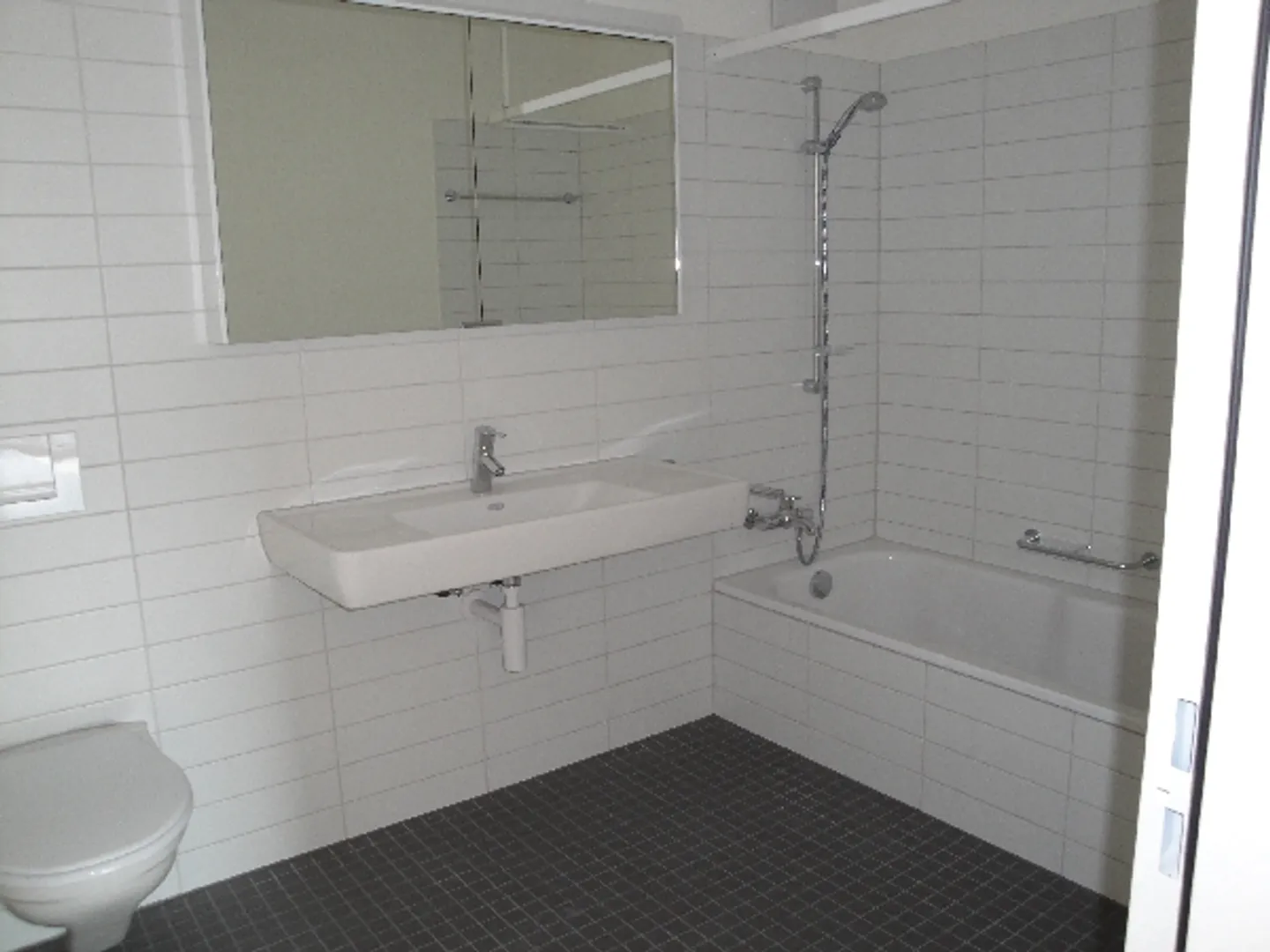 Apartment for rent - Photo 7 of 8