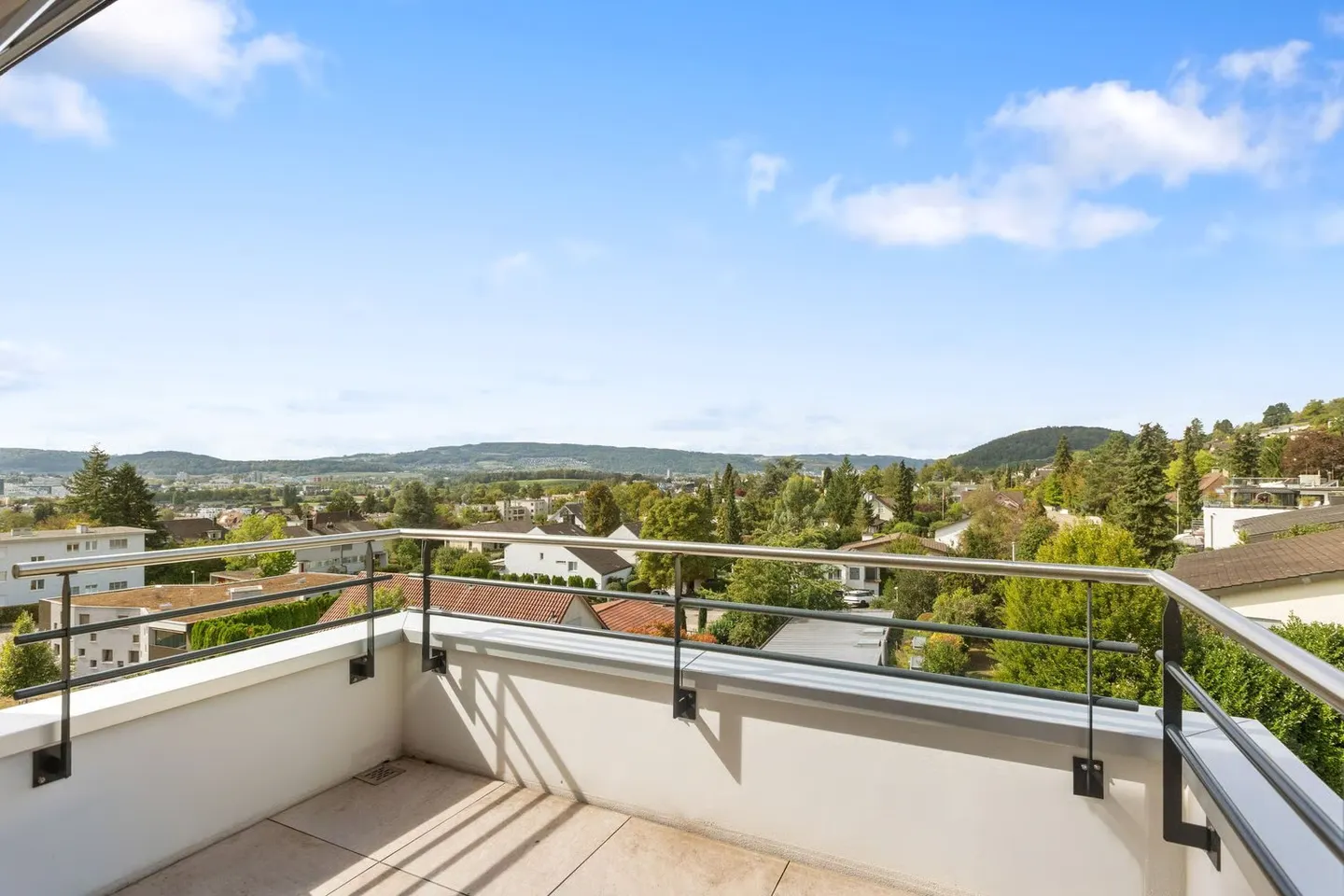 Condominio di 3,5 stanze alle porte di Zurigo - Foto 1 di 5
