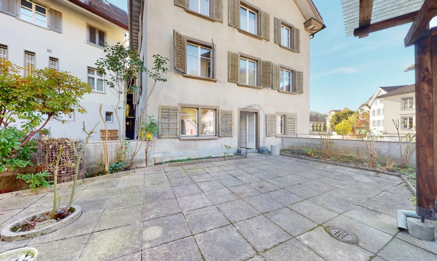 Casa plurifamiliare con attività commerciale? Centrale e redditizia - Foto 12 di 13