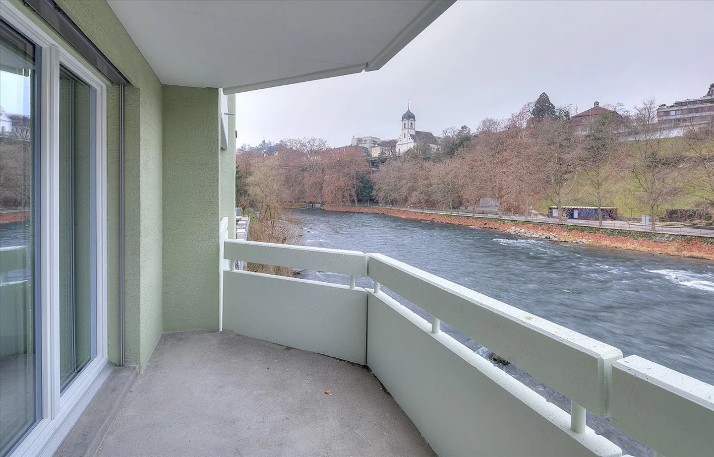 Mit herrlichem Blick direkt auf die Limmat - Photo 7 sur 7