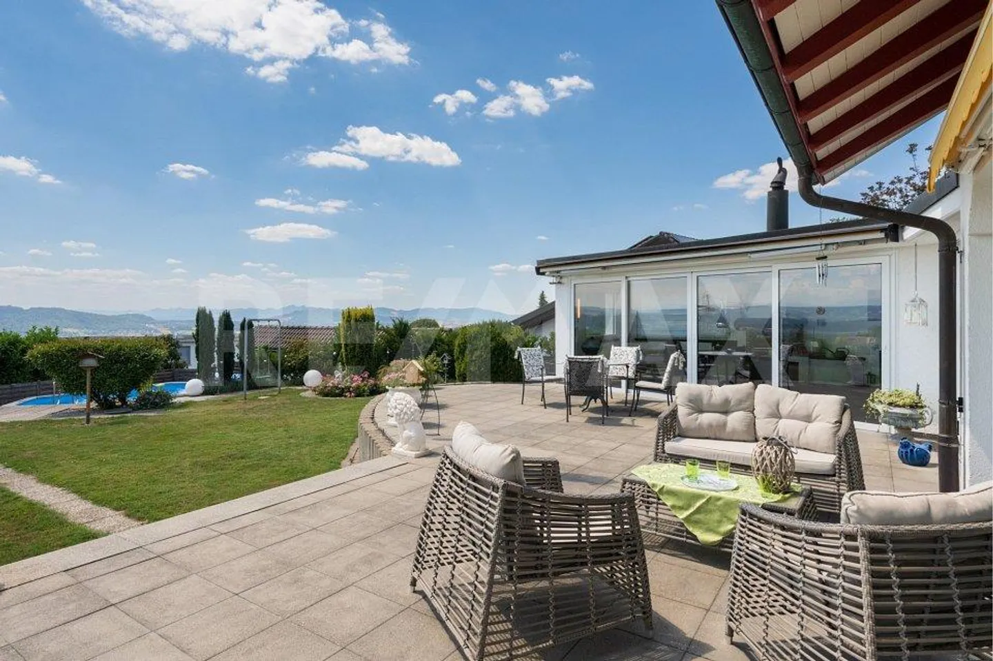 Villa with pool and fantastic panoramic views in Oberrohrdorf - Photo 9 of 13