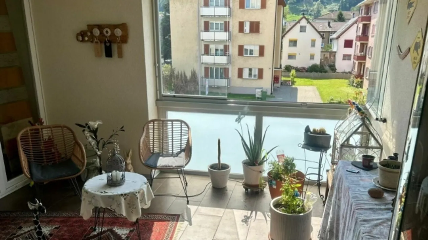 Vivere moderno a Neuenhof - Appartamento di 4,5 stanze con terrazza e garage sotterraneo - Foto 1 di 6