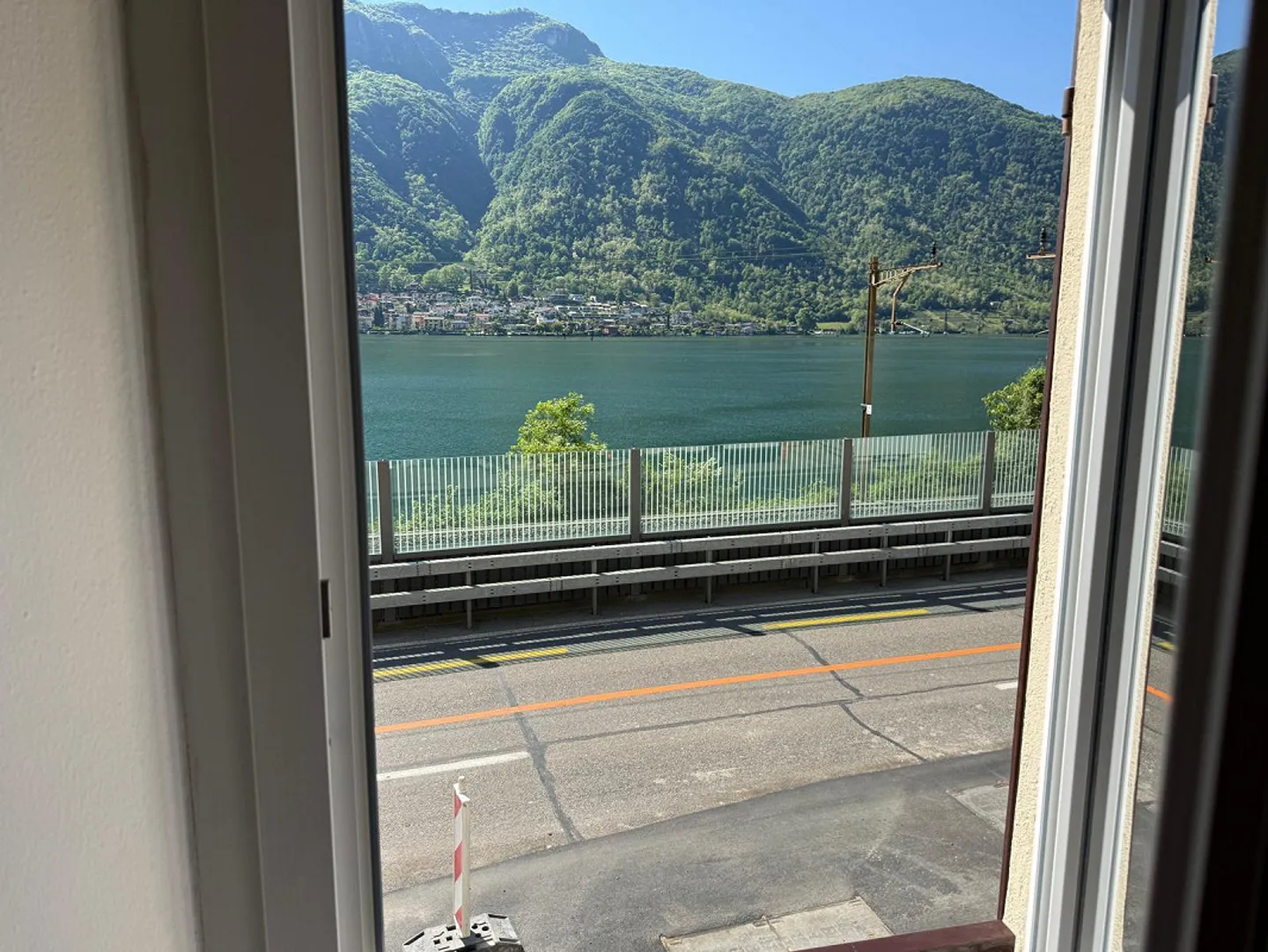 Capolago directly by the lake, small & fine: 2.5 room apartment - Photo 5 of 6