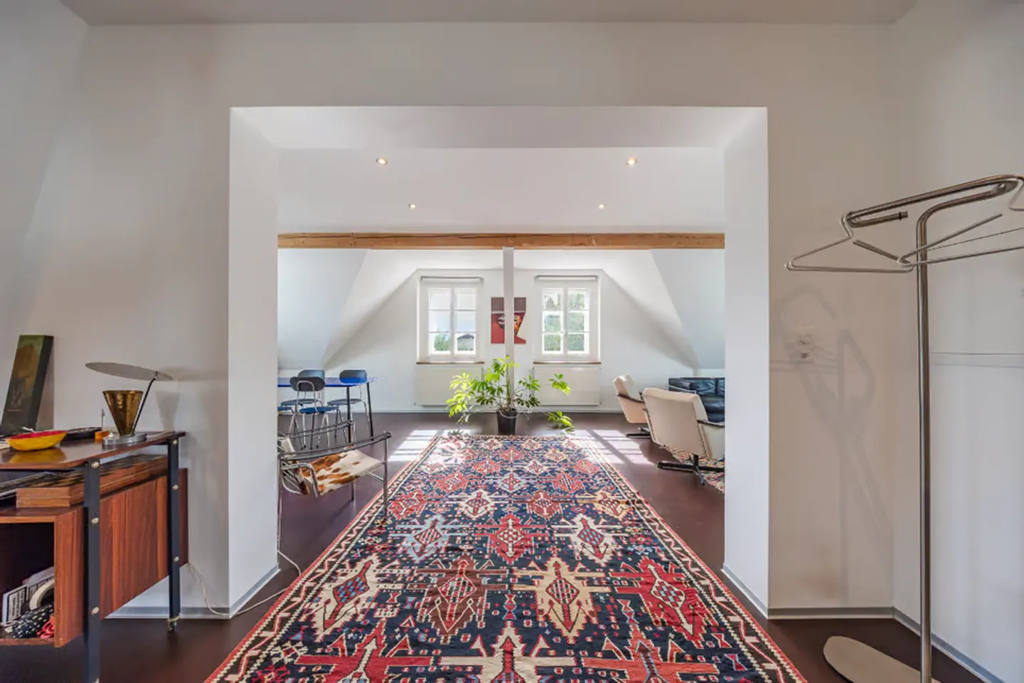 Selten & einzigartig: schöne Residenz in einer grünen Umgebung - Foto 12 von 13