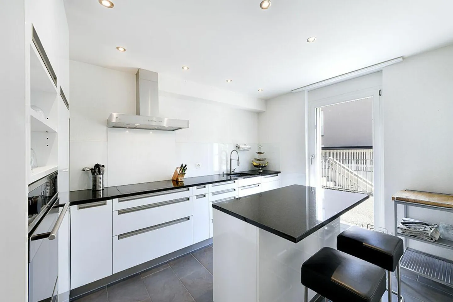 Maison d'angle de 6,5 pièces dans un endroit calme - Photo 5 sur 23