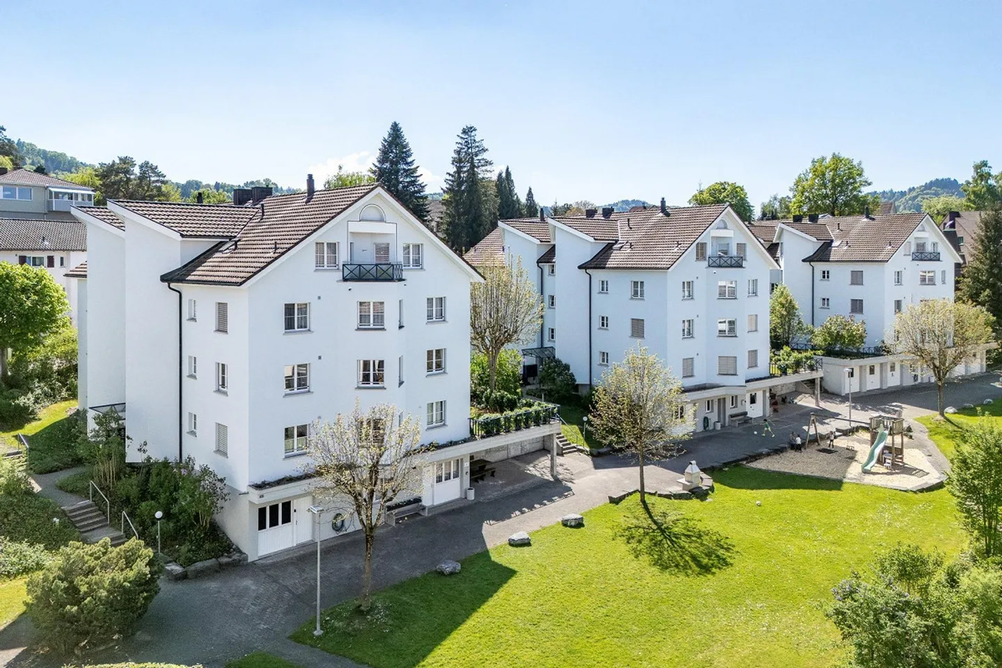 Single apartment with seating area - Photo 1 of 7