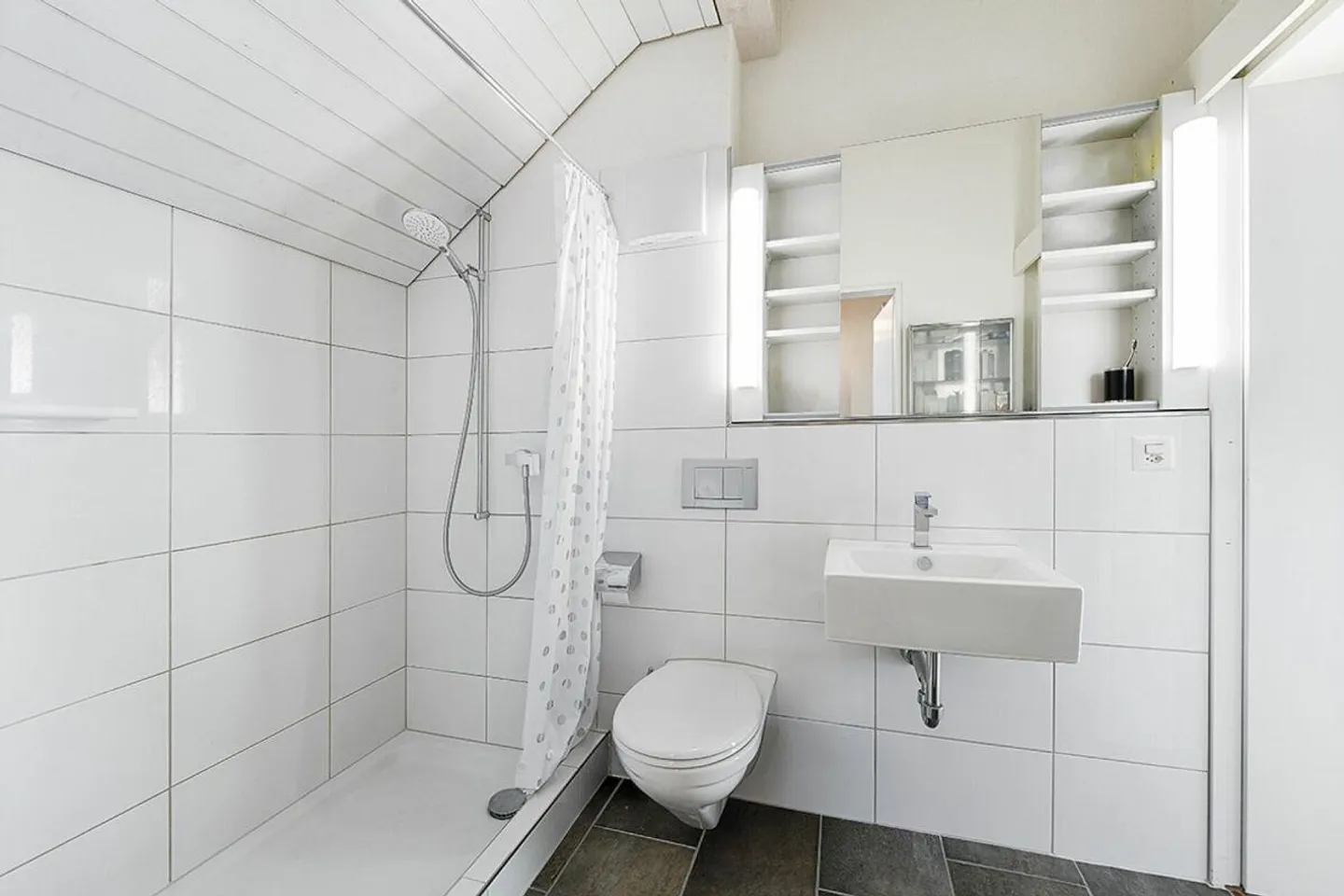 Maison d'angle de 6,5 pièces dans un endroit calme - Photo 13 sur 23