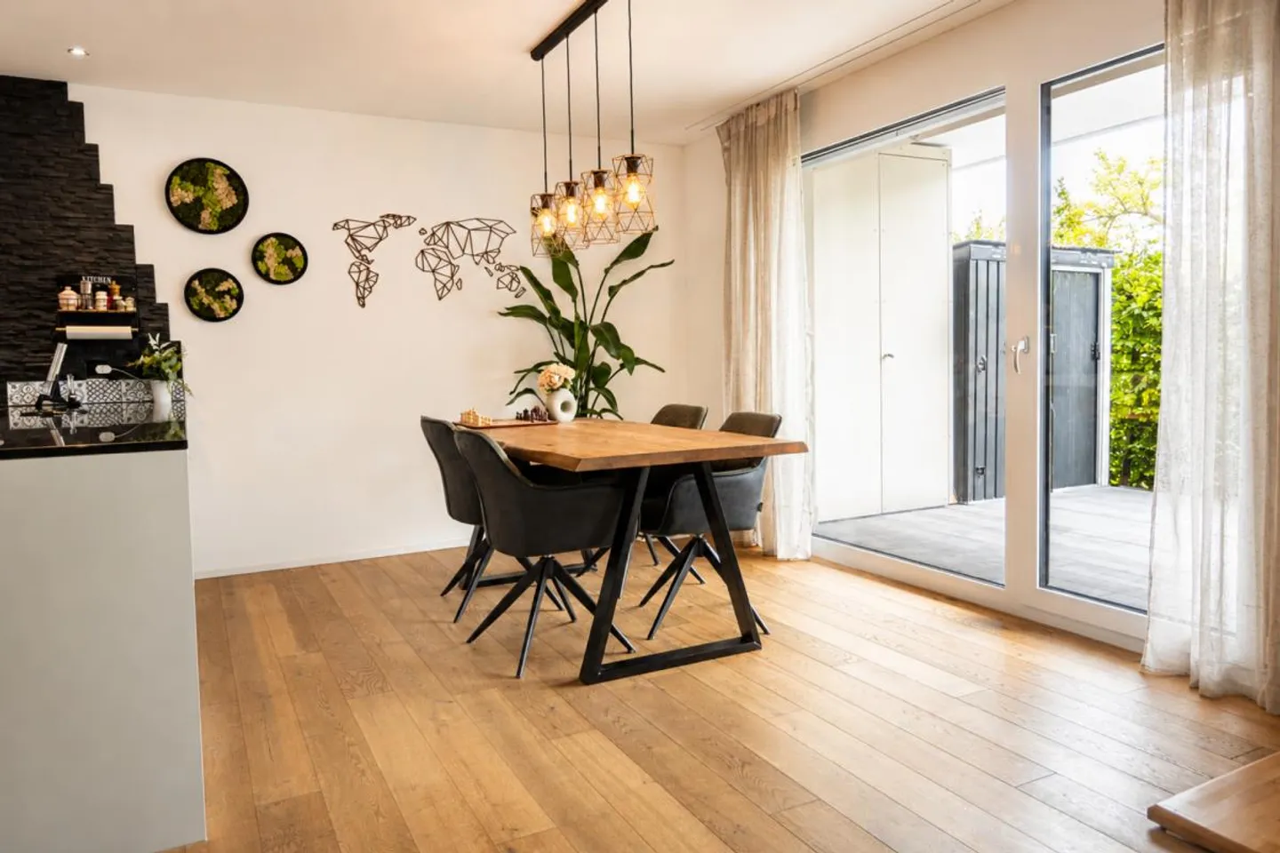 Stilvolle Gartenwohnung mit Blick - Foto 3 von 16