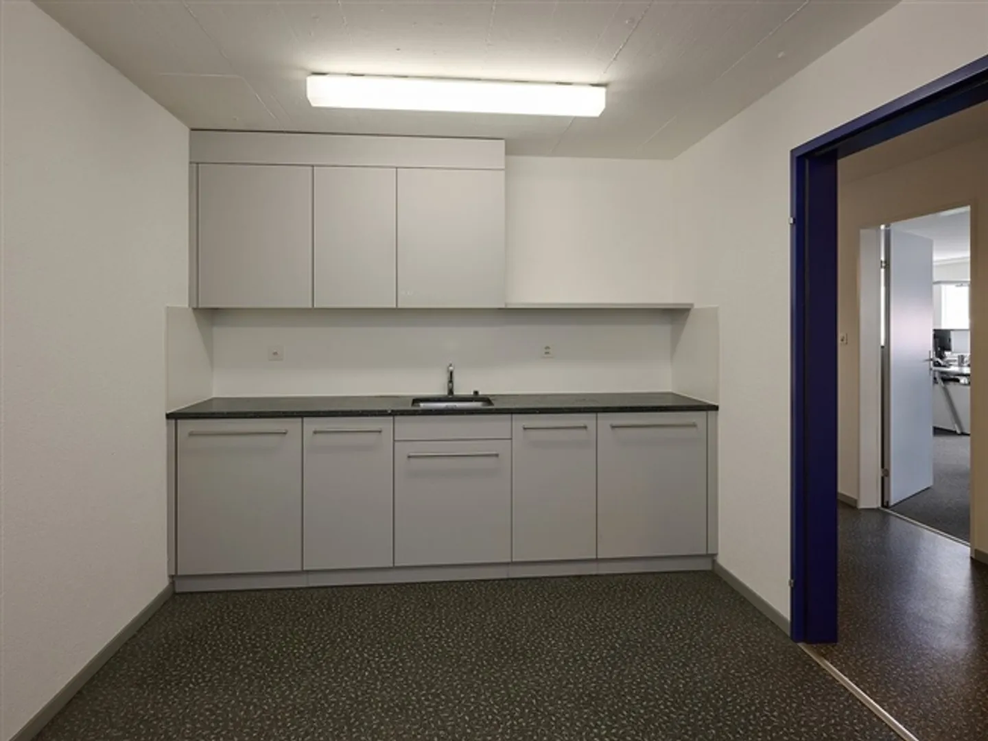 Excellent office spaces at Dreispitz - Photo 11 of 12