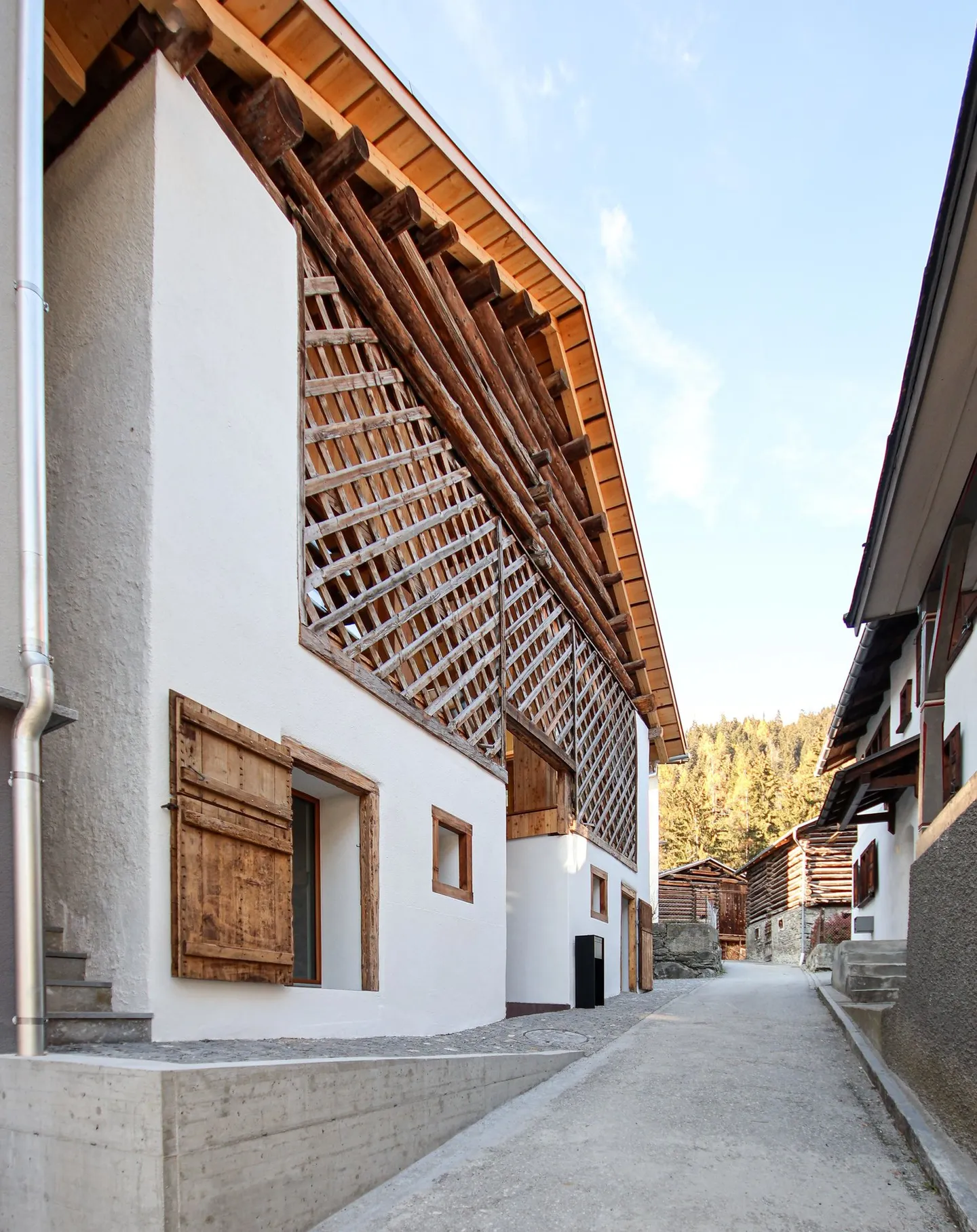 Historischer Stall in den Alpen - Foto 5 von 20