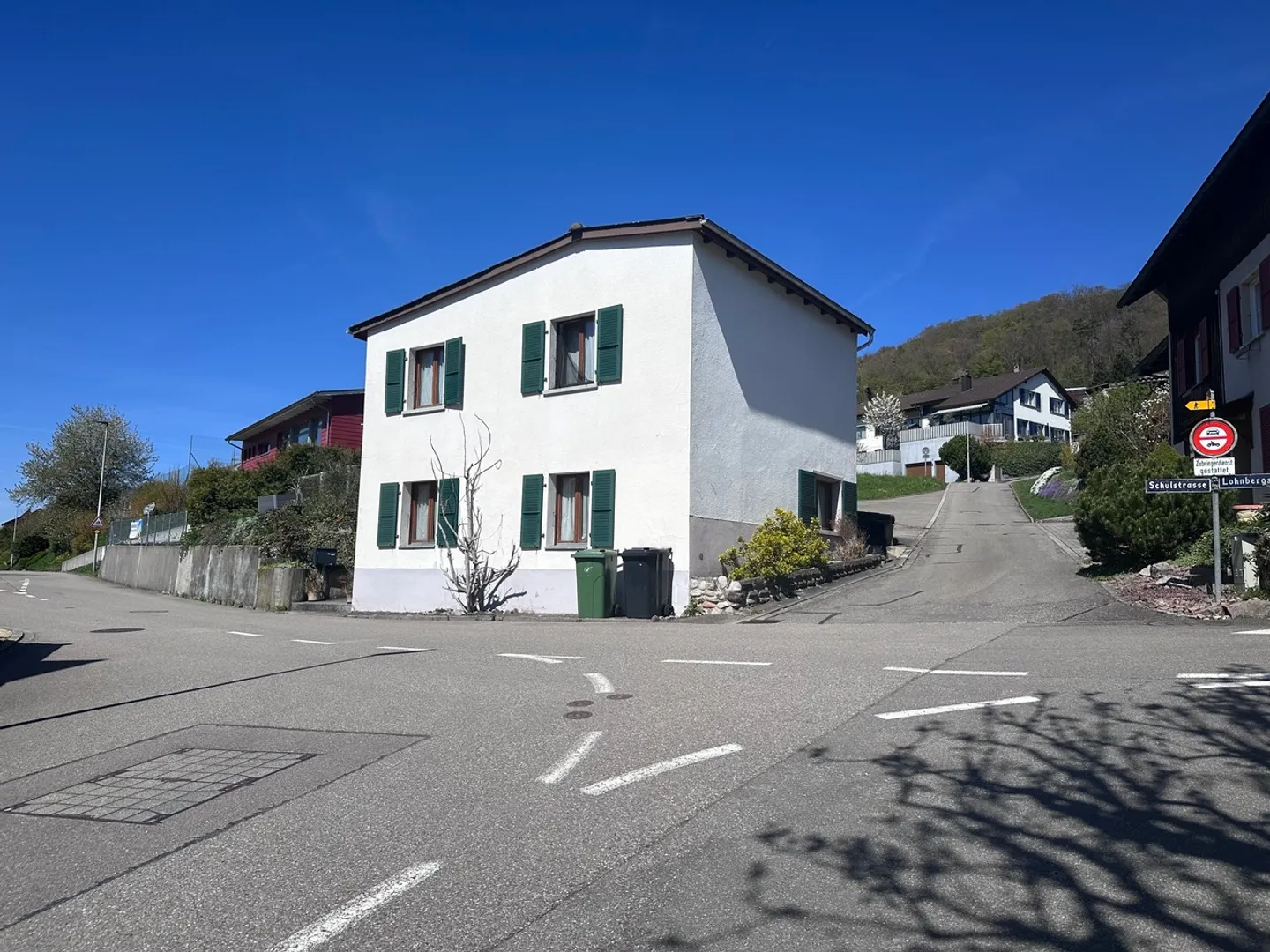 Charmantes Einfamilienhaus in Zuzgen - Foto 2 von 14