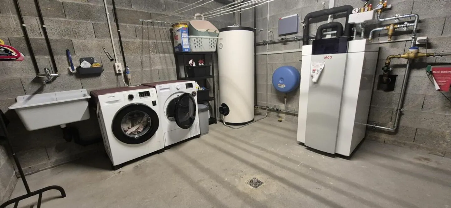 Modern 5-Room Villa in Villarsiviriaux - Photo 20 of 27