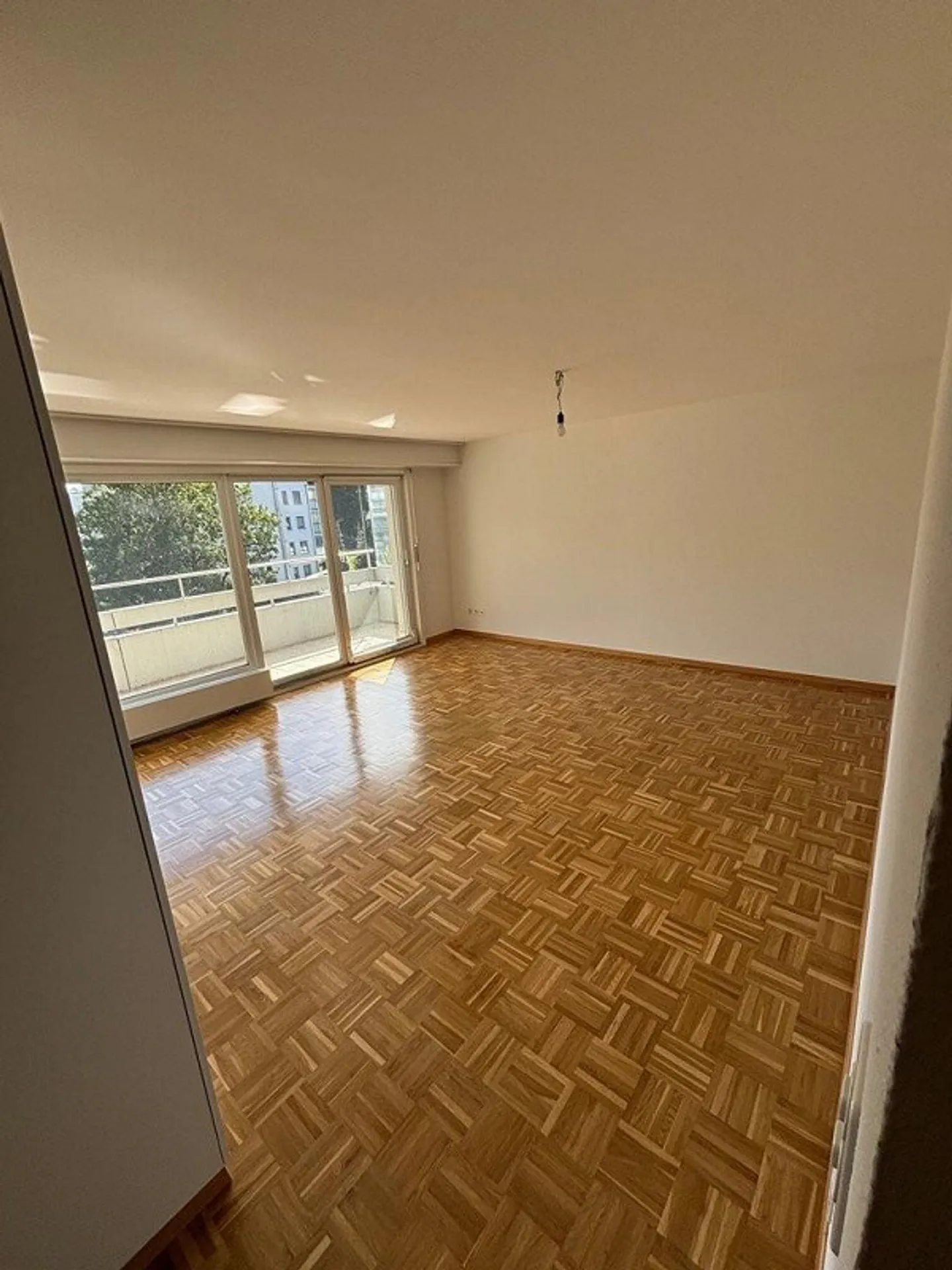 Newly renovated apartment in a convenient location - Photo 2 of 10