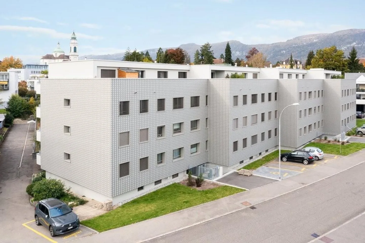 Family-friendly 4.5-room apartment in a central location in Solothurn - Photo 1 of 8