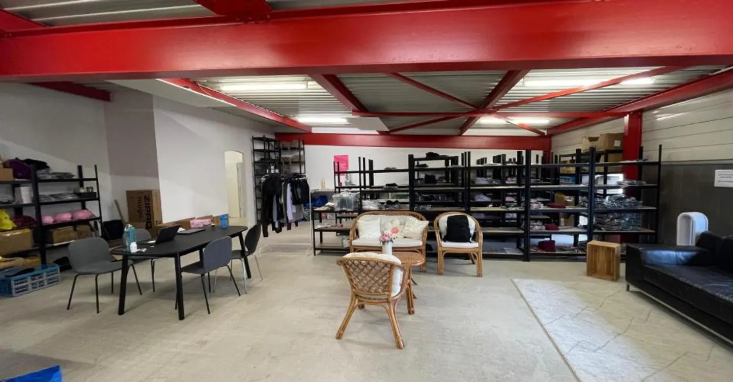 Ampio atelier in edificio commerciale a Gretzenbach – 173m² - Foto 1 di 2