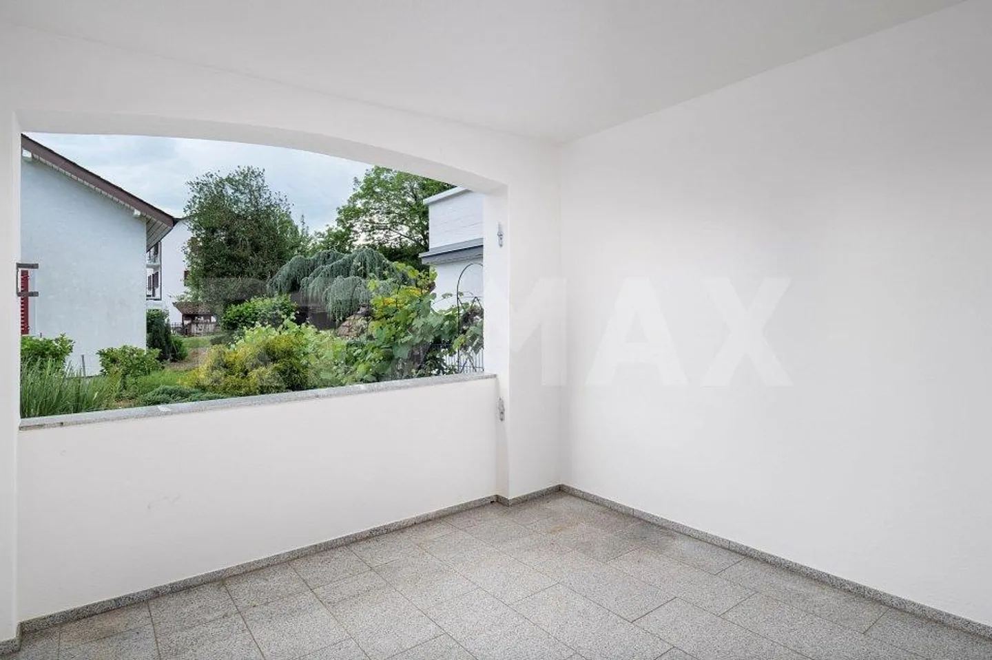 Investing in Prime Location: Multi-Family House in Turgi - Photo 9 of 13