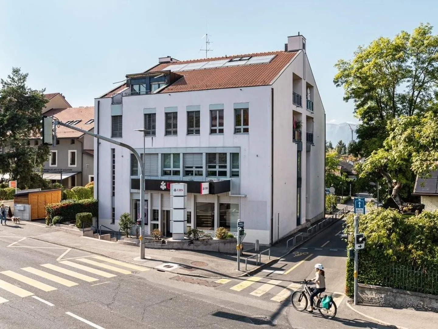 Außenparkplatz in Plan-Les-Ouates - Foto 1 von 2