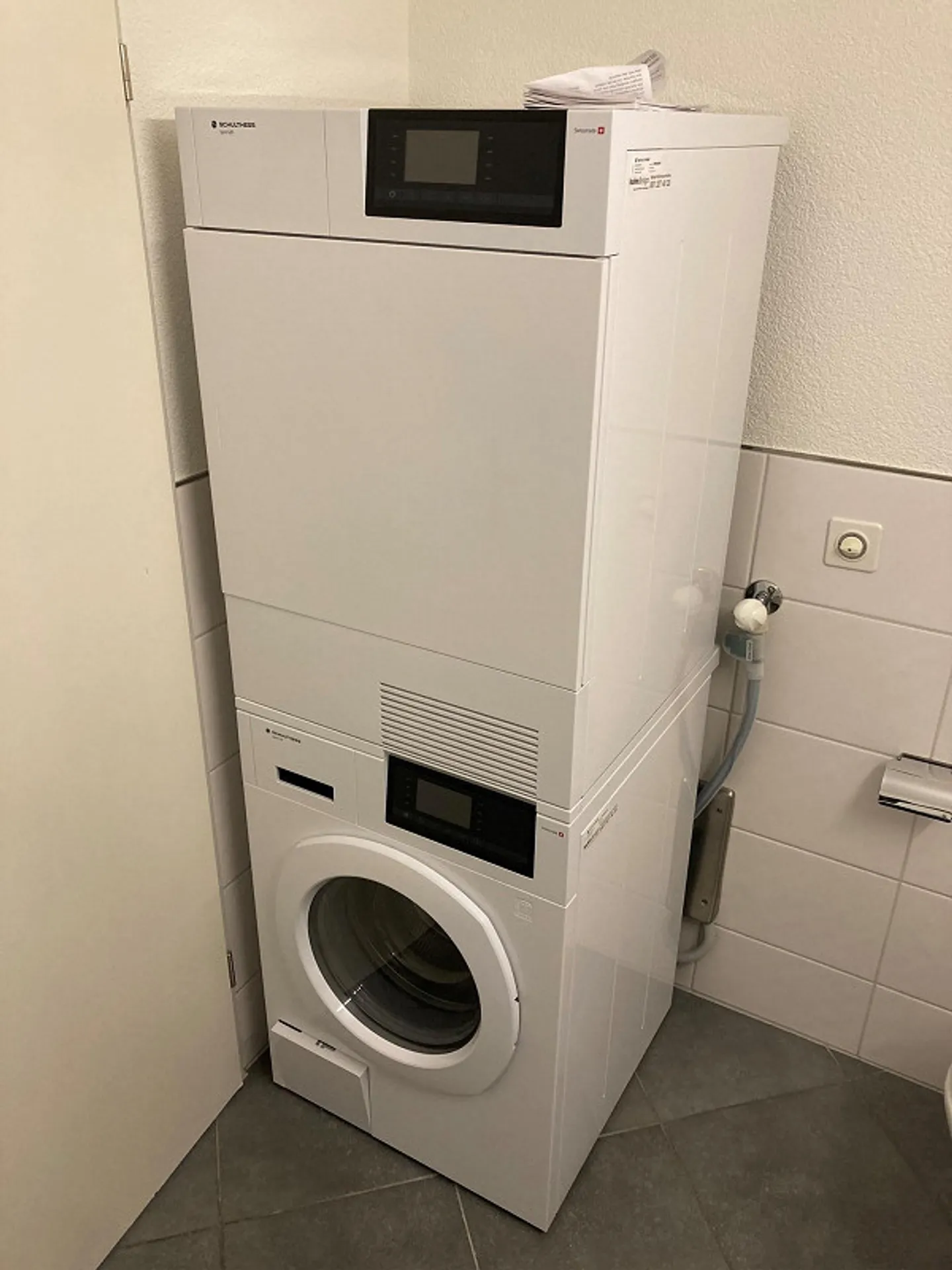 Living in a quiet sunny location - Photo 6 of 13