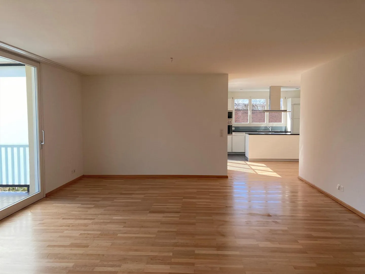 Living in a quiet sunny location - Photo 3 of 13