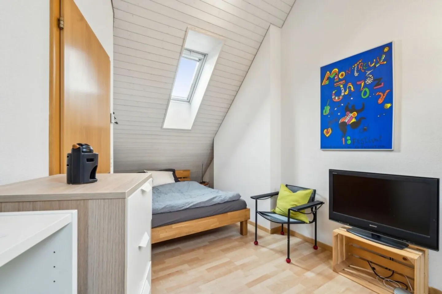 4.5-Room Maisonette Apartment in Idyllic Location - Photo 11 of 13