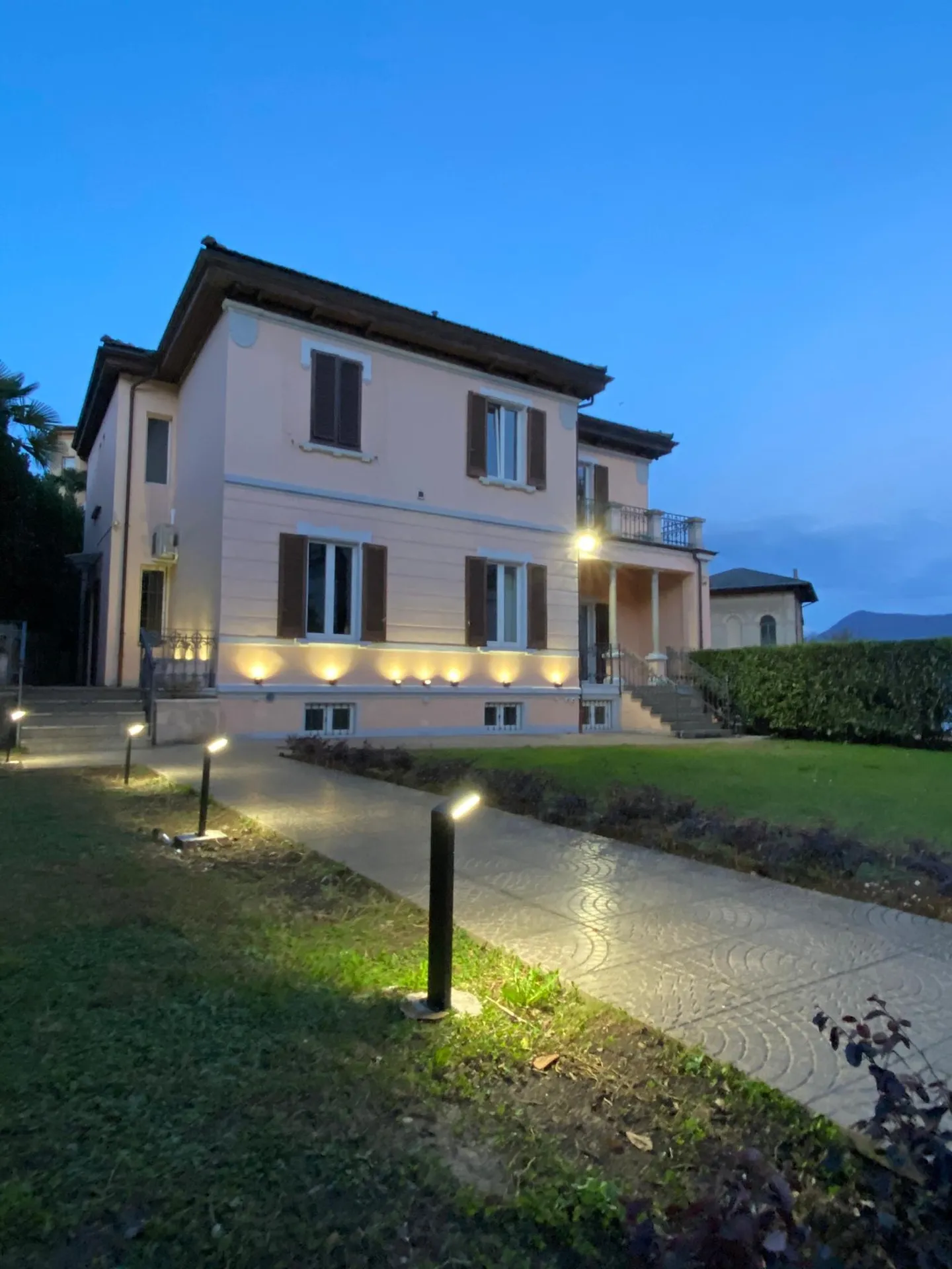 Rental apartment available monthly: Villa ready for immediate occupancy in Lugano center with important lake view - Photo 3 of 28