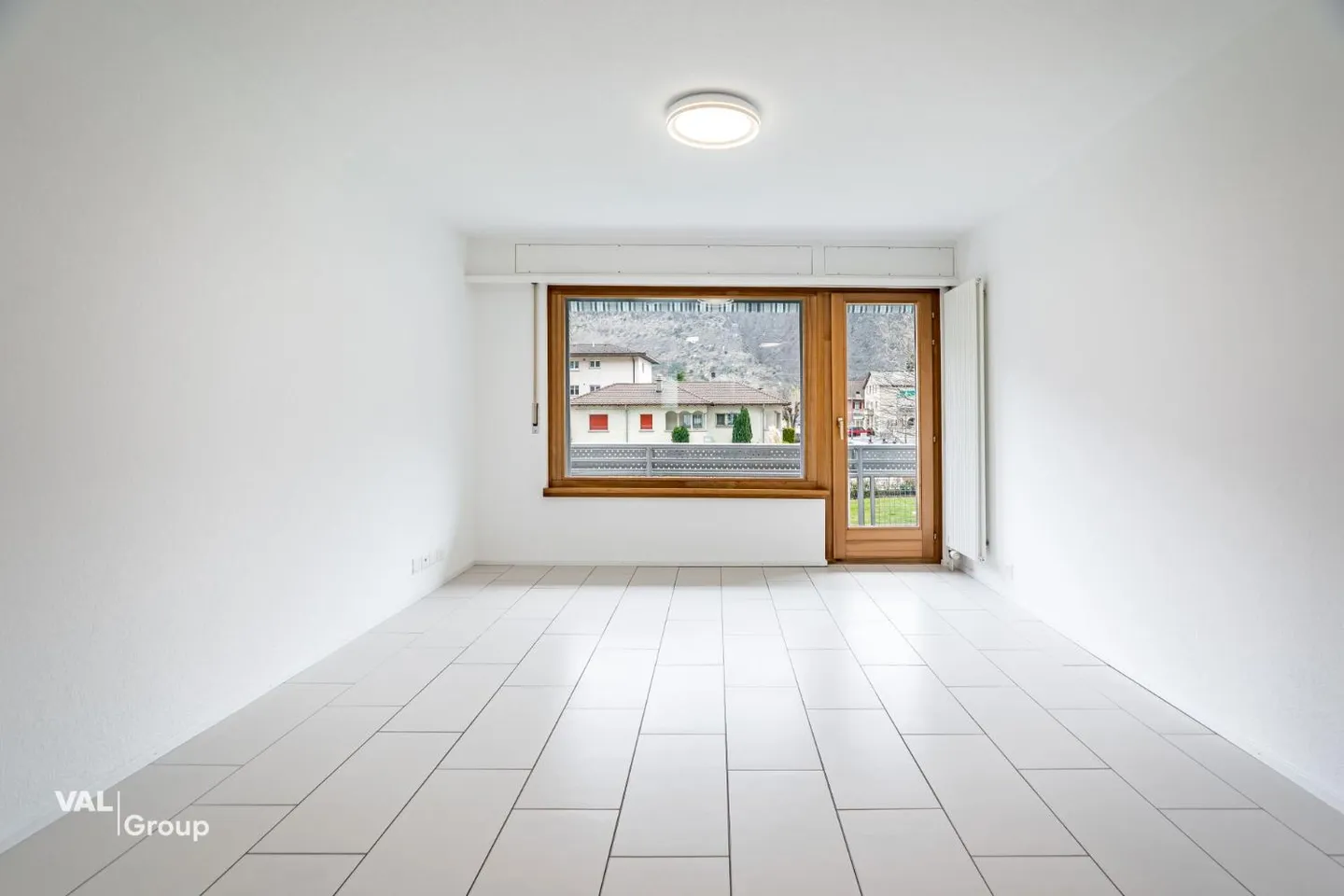 Geräumiges Einfamilienhaus in Raron - Foto 3 von 13