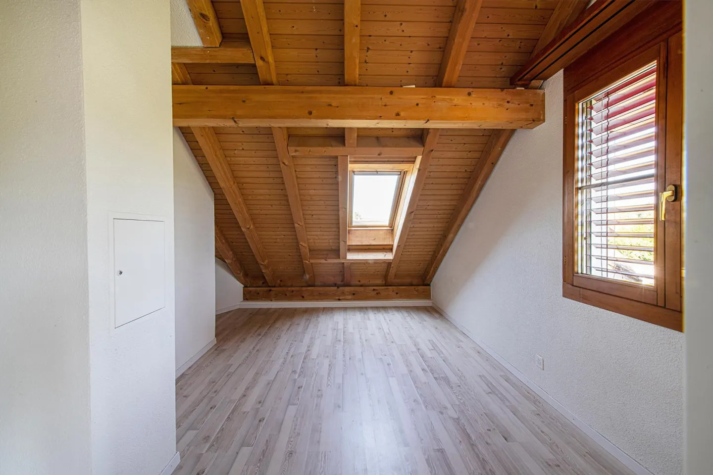 Appartamento duplex di 5,5 stanze in affitto dal 1.10.26 - Foto 11 di 17