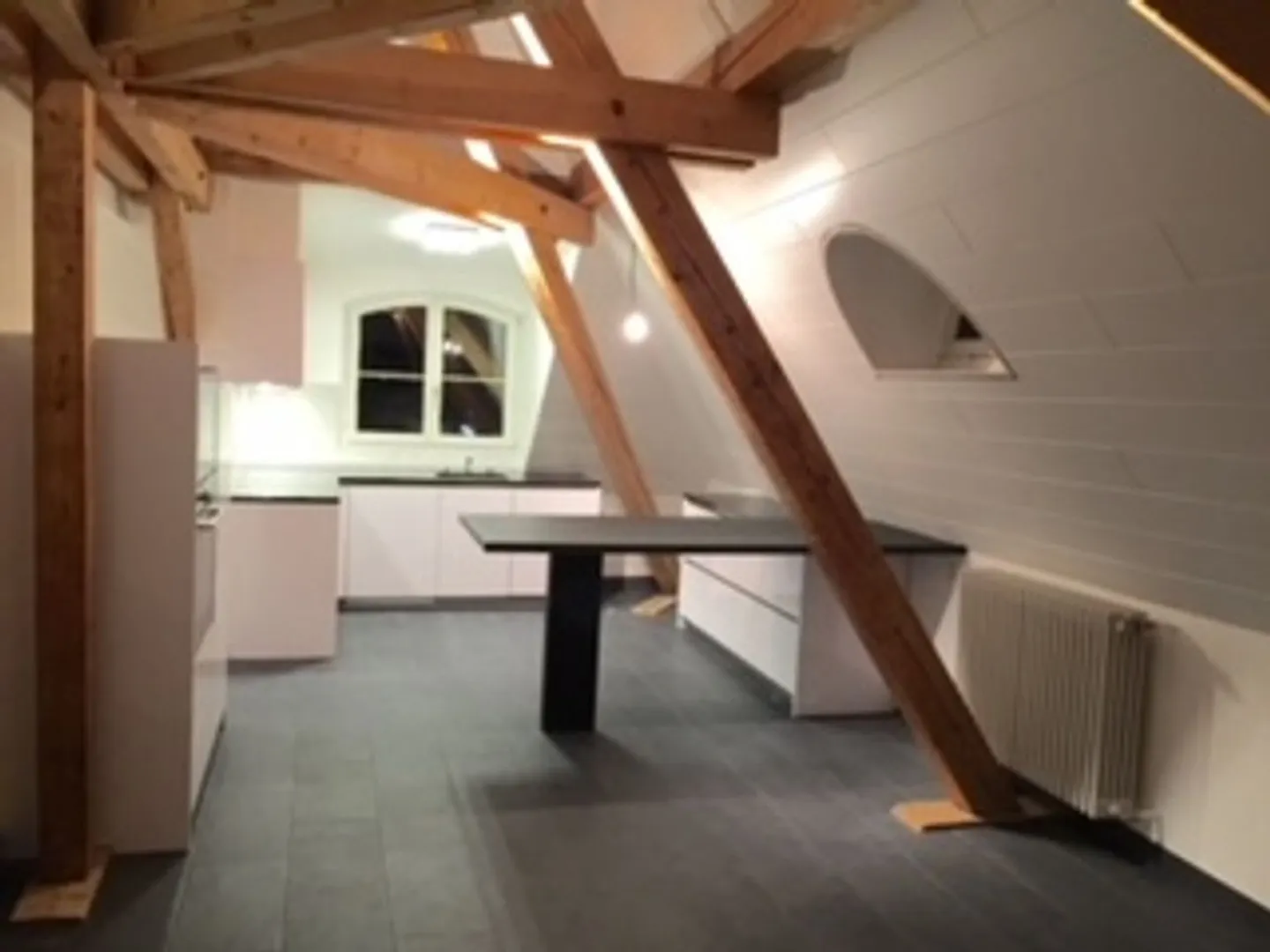 DUPLEX AVEC CHARME AU CENTRE D'AIGLE - Photo 7 sur 7