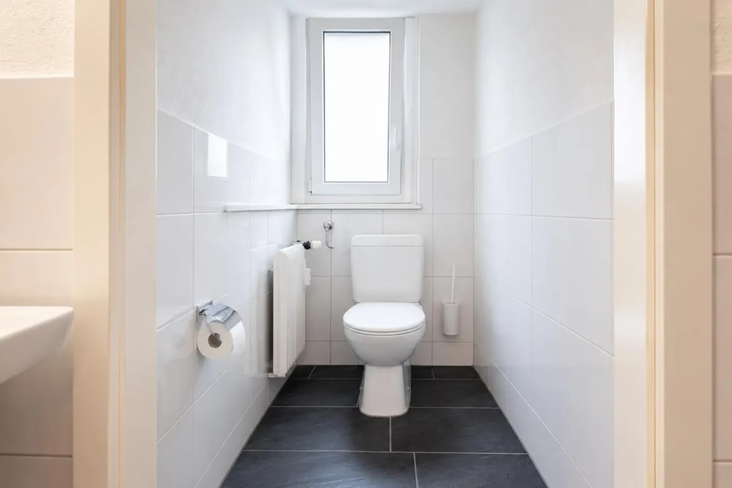 Bright and versatile office and practice spaces in the best old town location - Photo 11 of 11