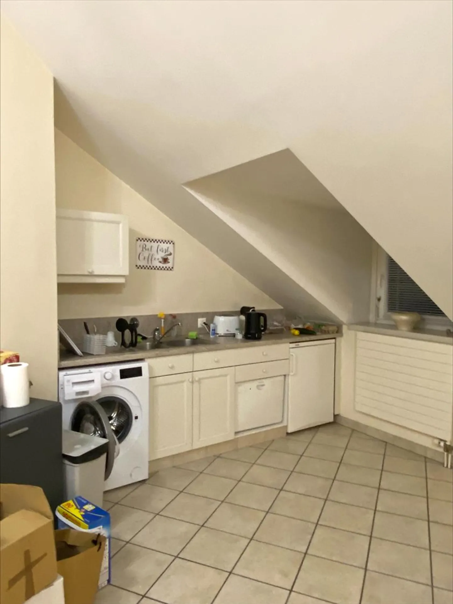 Apartment for rent - Photo 7 of 8