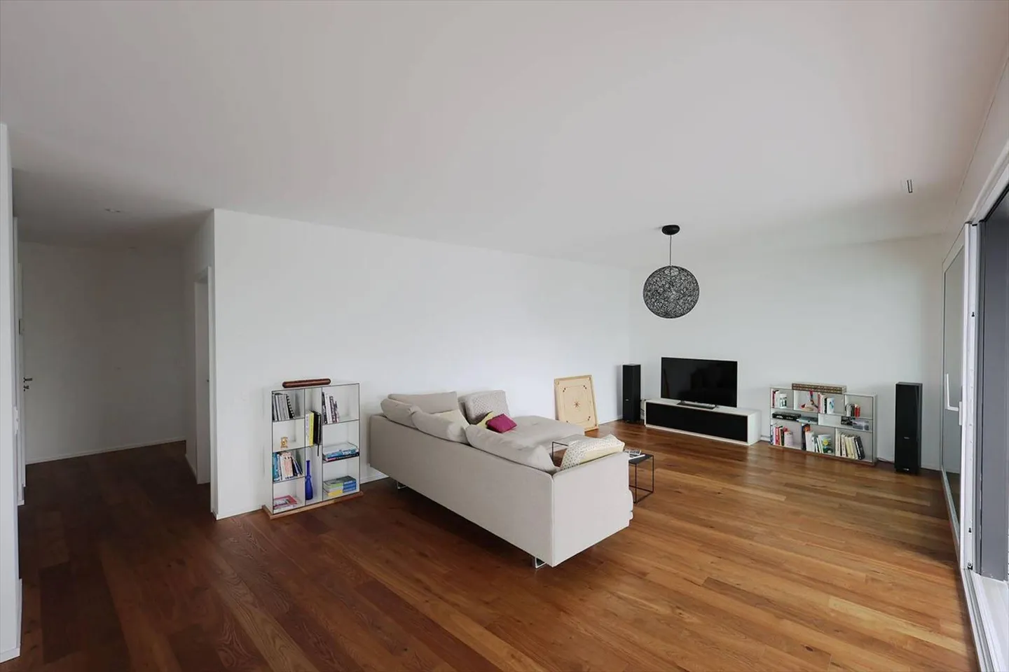 Attische 3.5-Zimmer-Wohnung mit Keller und Parkplatz - Foto 12 von 13