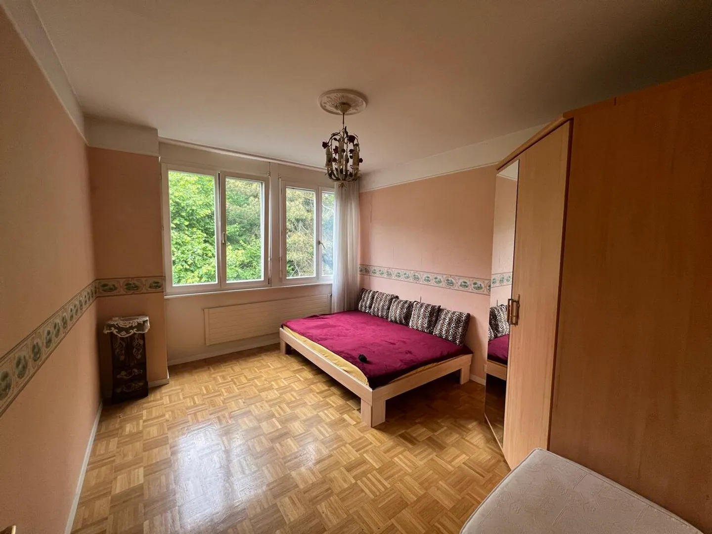 Geräumige 4,5-Zimmer-Wohnung von 126 m² - Foto 2 von 5