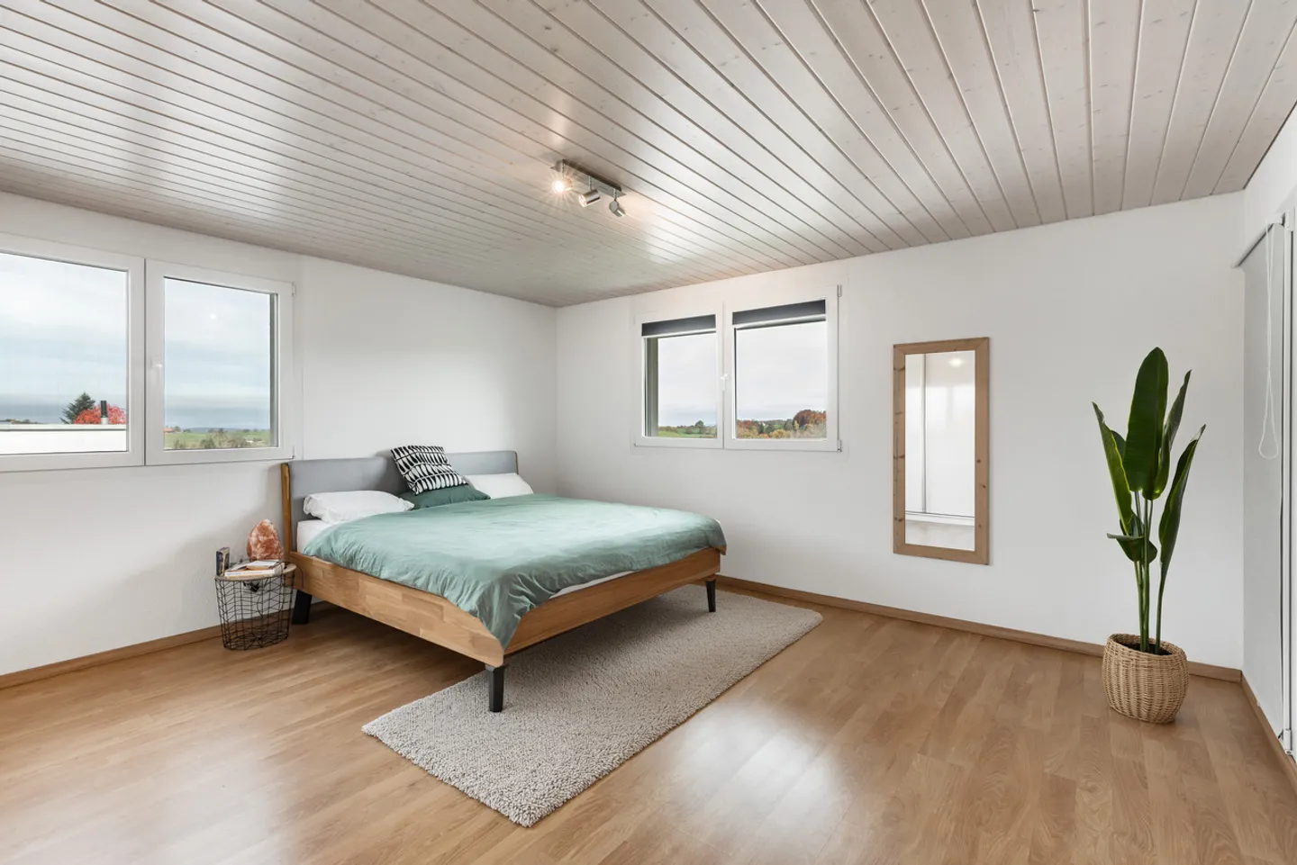 Villa contemporanea con 6,5 stanze e appartamento indipendente affittato - Foto 10 di 31
