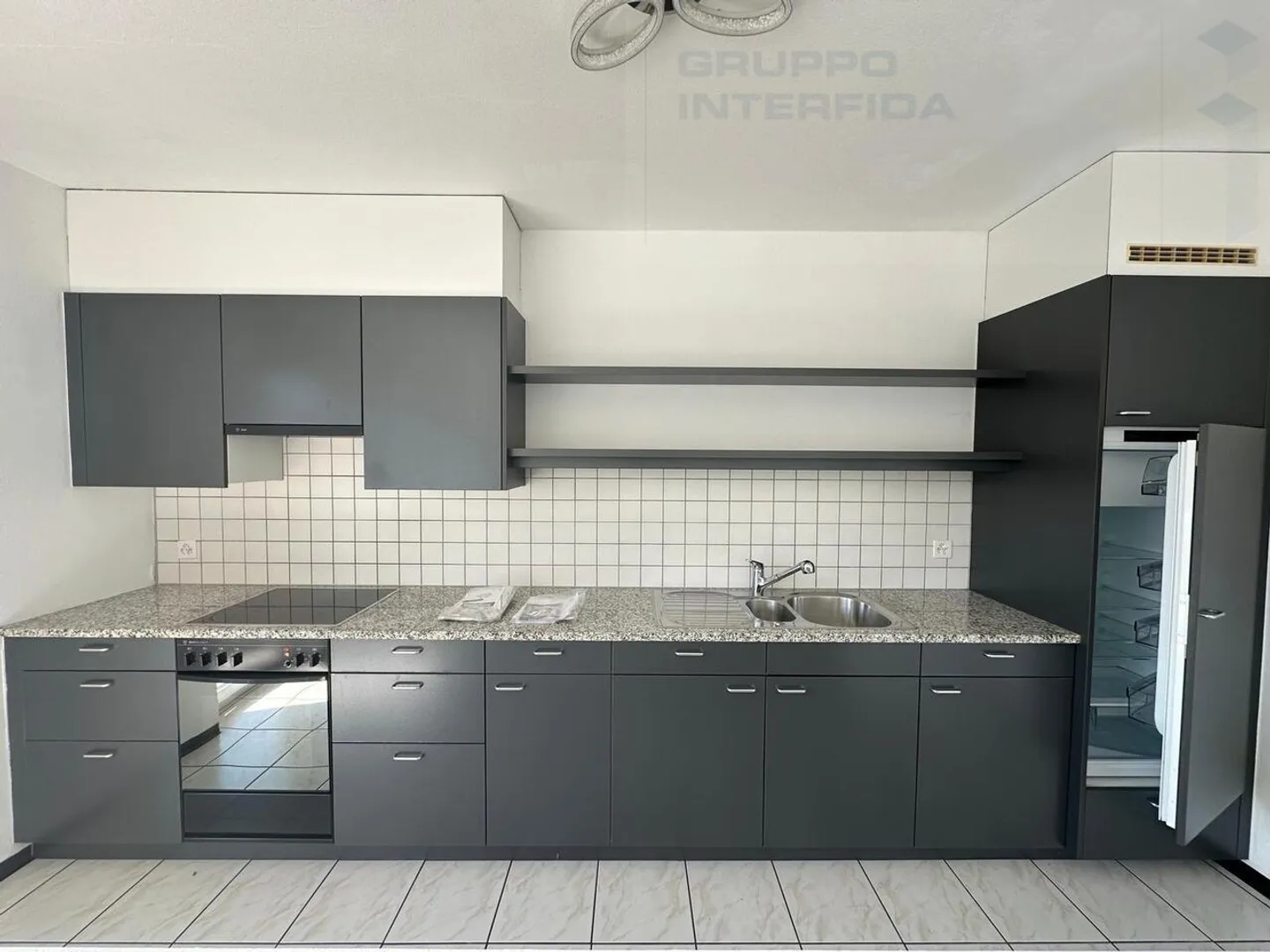 Balerna - Spacious 3-Room Apartment - Photo 4 of 10