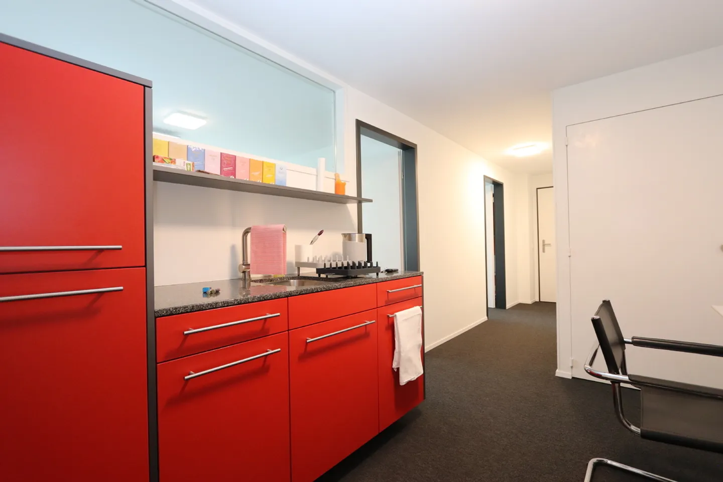 Office space for rent in the center - Photo 3 of 5