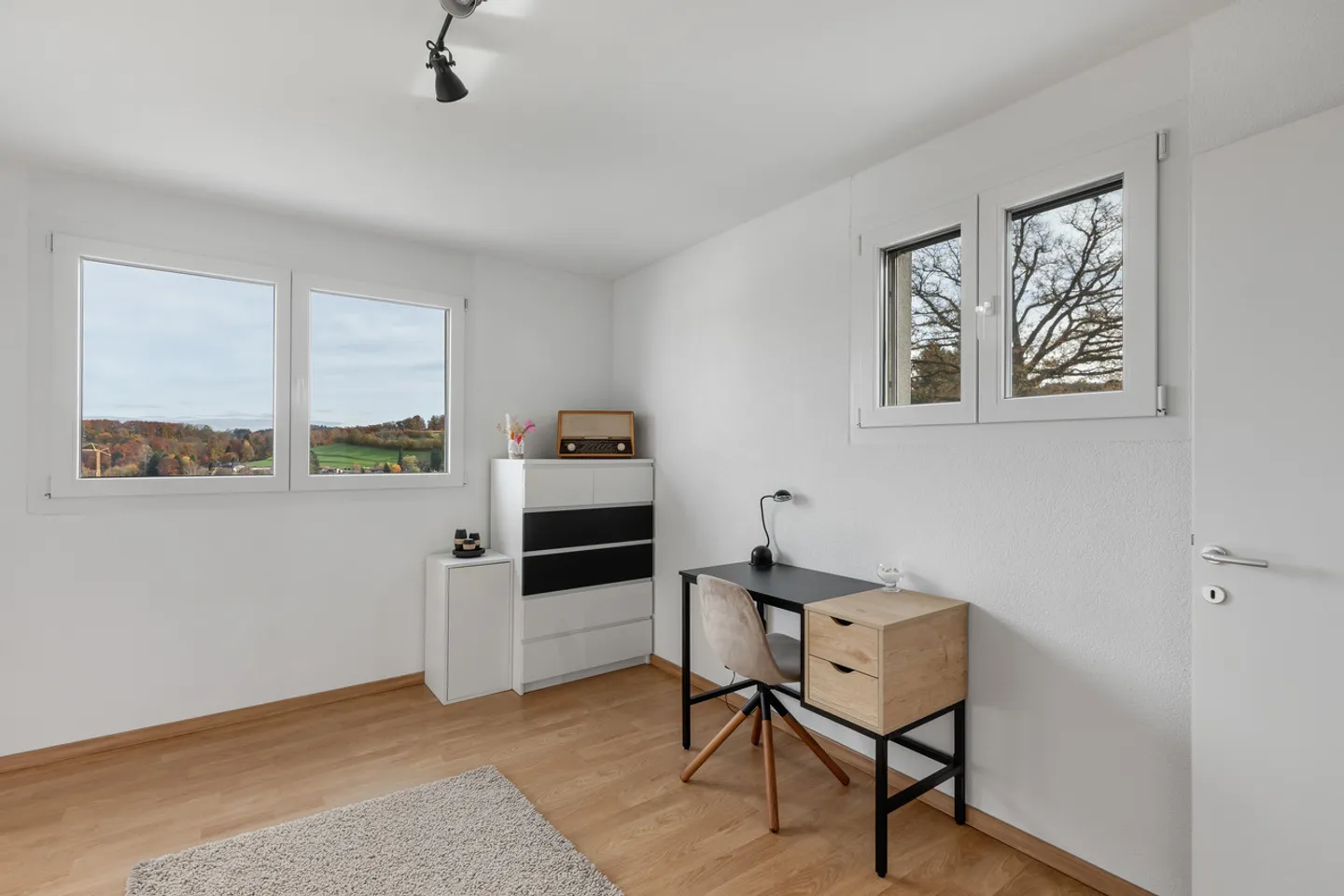 Villa contemporanea con 6,5 stanze e appartamento indipendente affittato - Foto 13 di 31