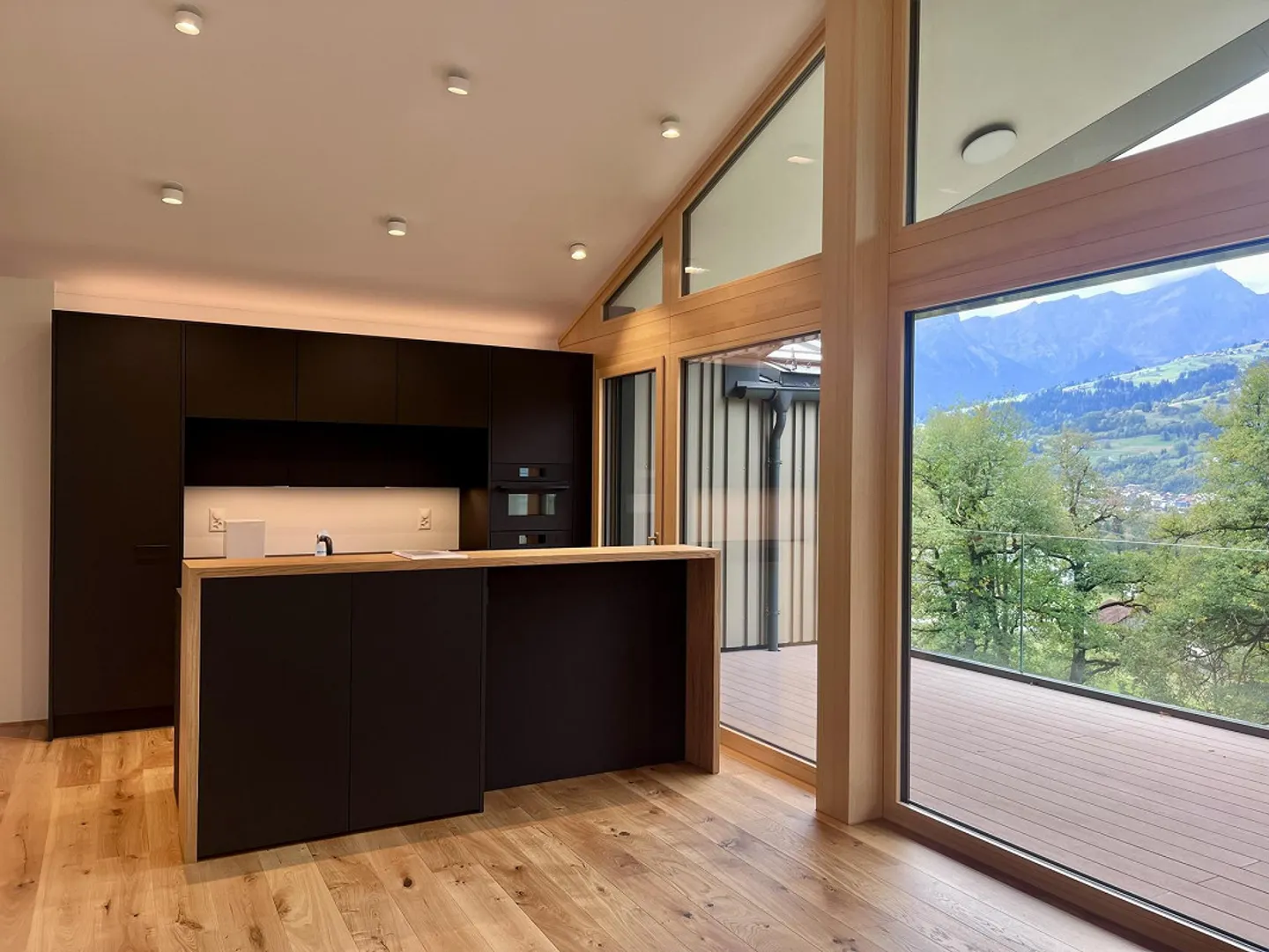 Attico unico con vista - anche come appartamento per le vacanze - Foto 3 di 5