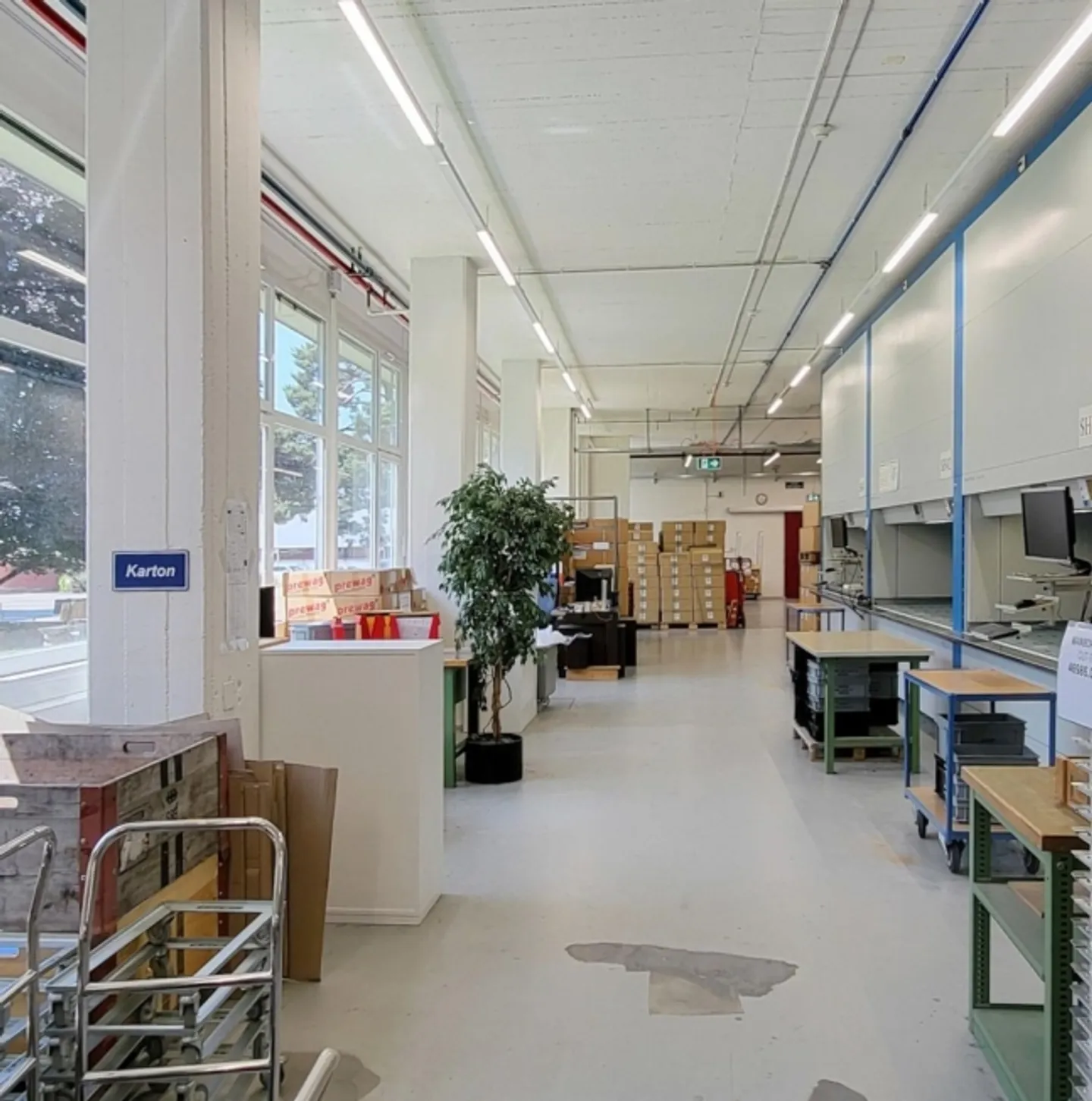 Spacious ground floor commercial space for rent in Wetzikon - Photo 6 of 7