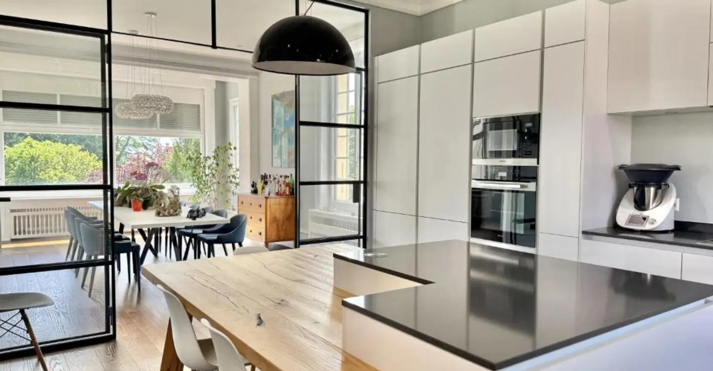 Exceptional House in Lausanne - Photo 8 of 12
