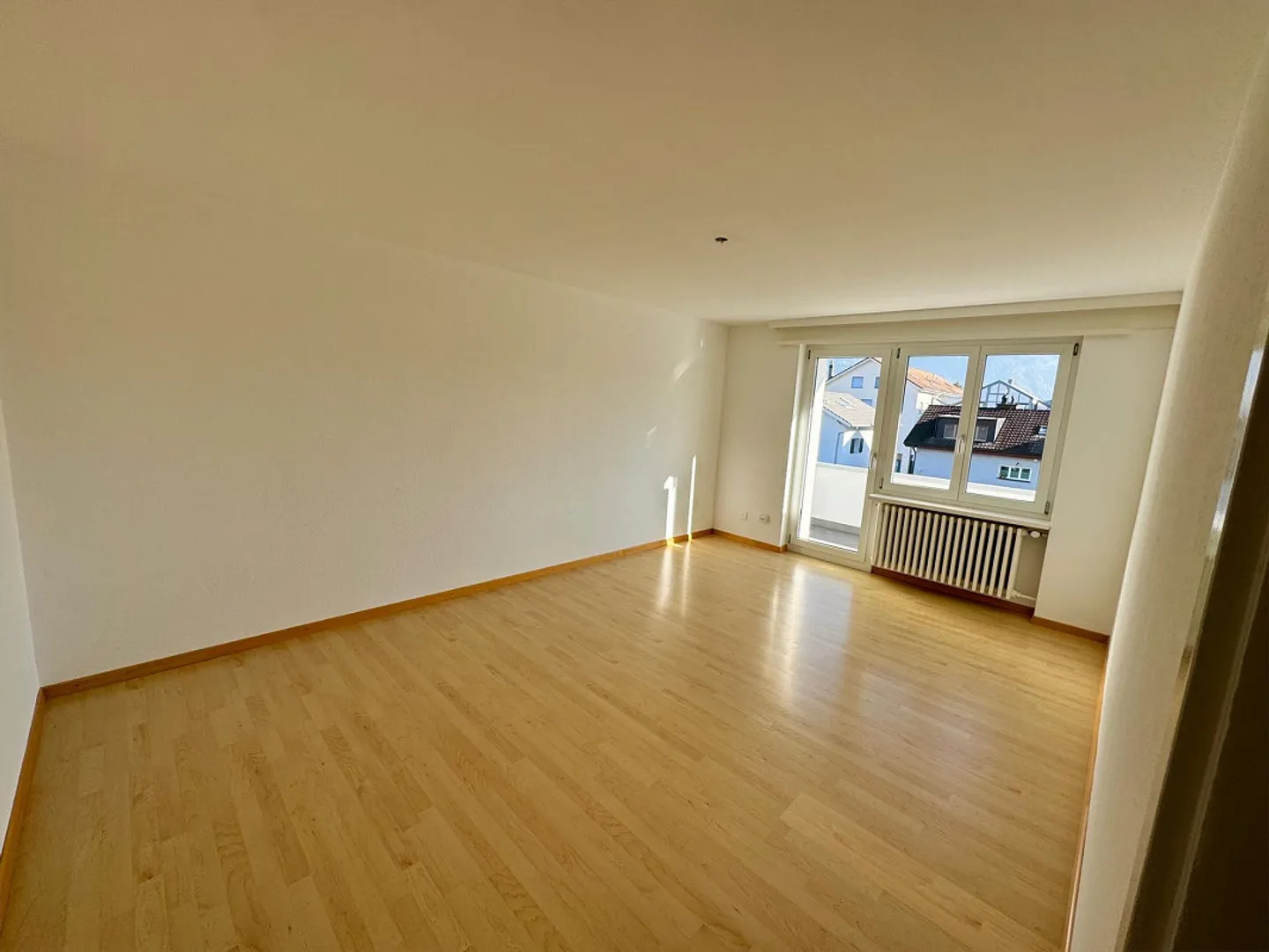3-room attic apartment in a central, sunny location - Photo 3 of 7