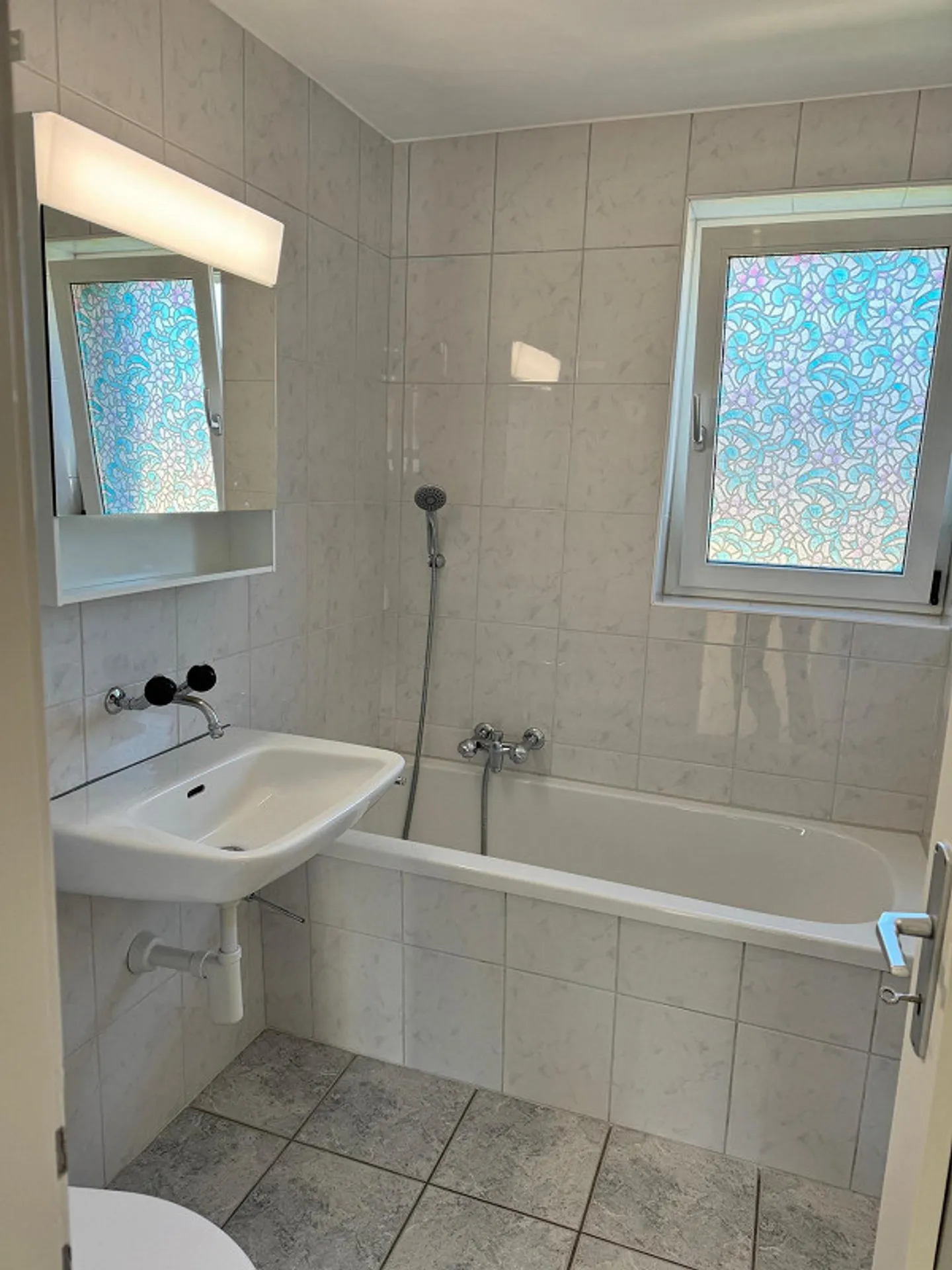 3-room attic apartment in a central, sunny location - Photo 7 of 7