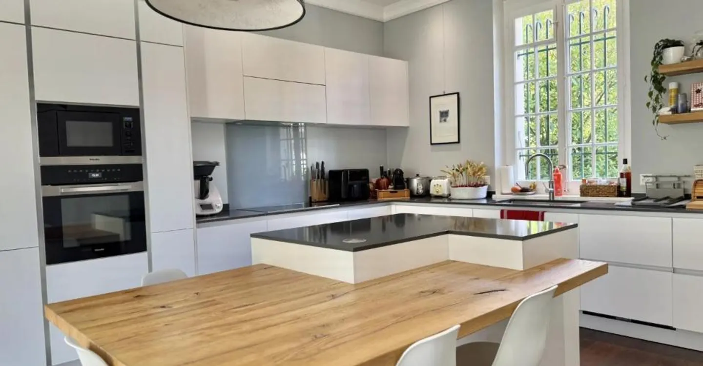 Exceptional House in Lausanne - Photo 9 of 12