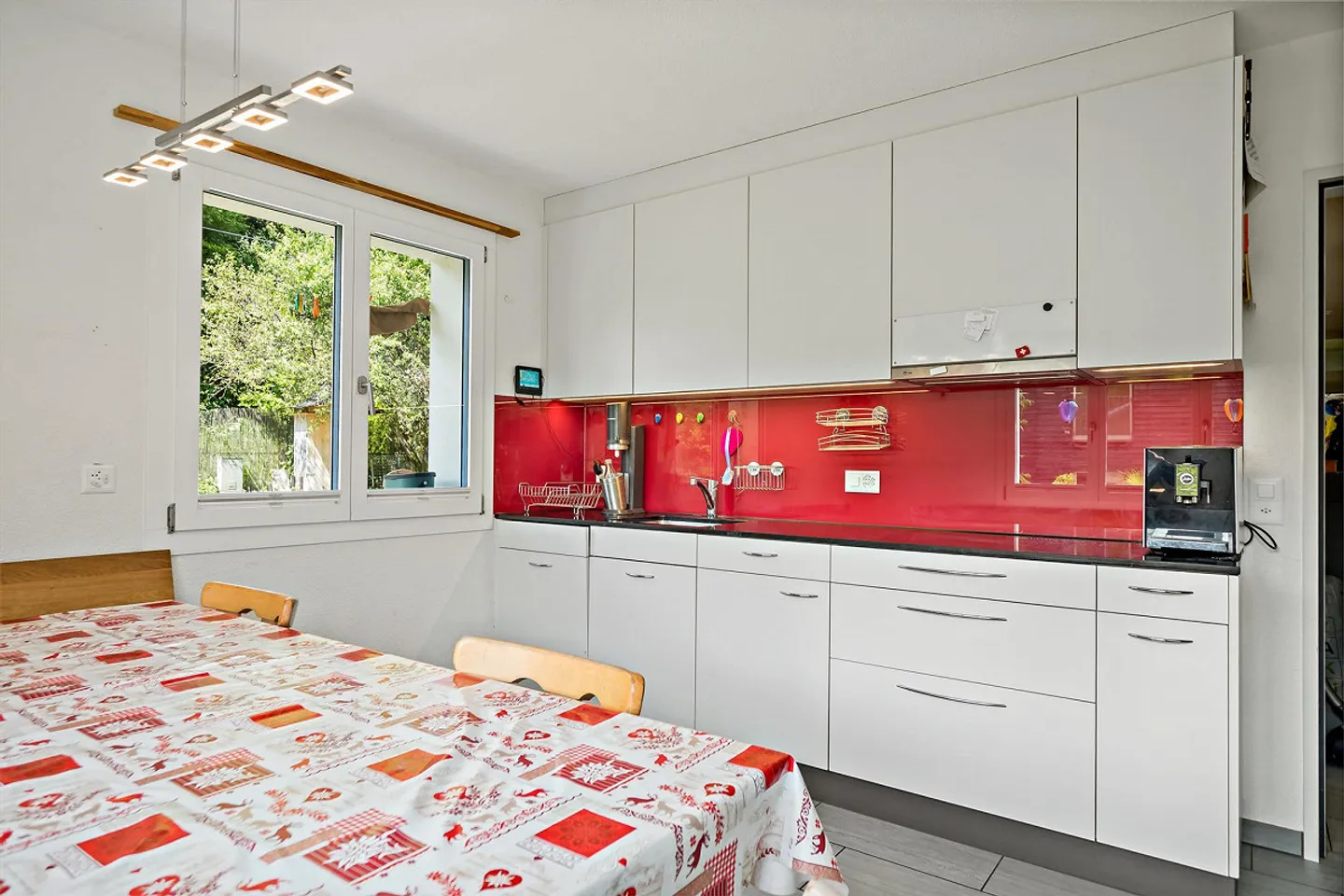 Multi-family house in sunny Bürglen - Photo 4 of 13