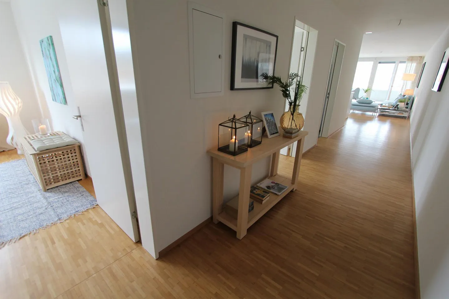 Modernes Apartment mit Balkon - Foto 4 von 9