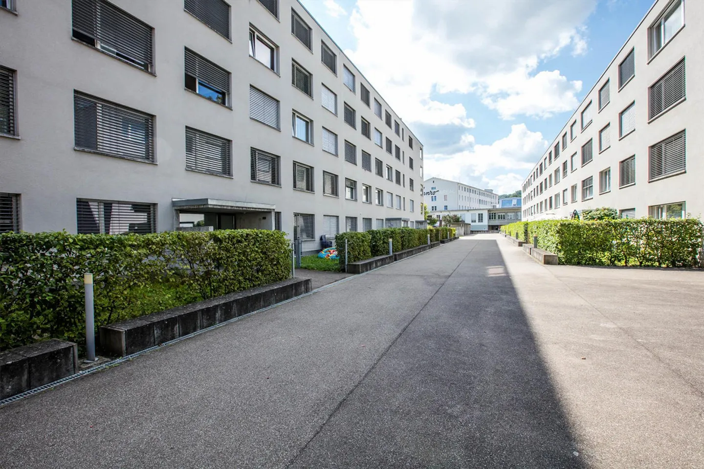 Modernes Apartment mit Balkon - Foto 1 von 9