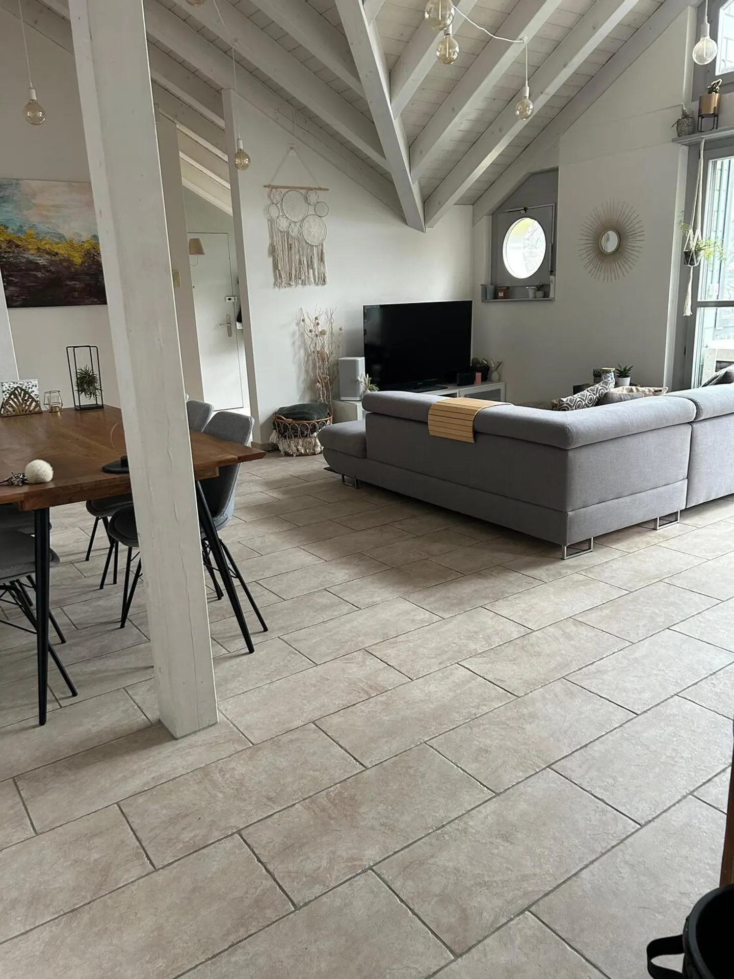 APPARTAMENTO 3 LOCALI A LUCERNA, ARREDATO, TEMPORANEO - Foto 4 di 9