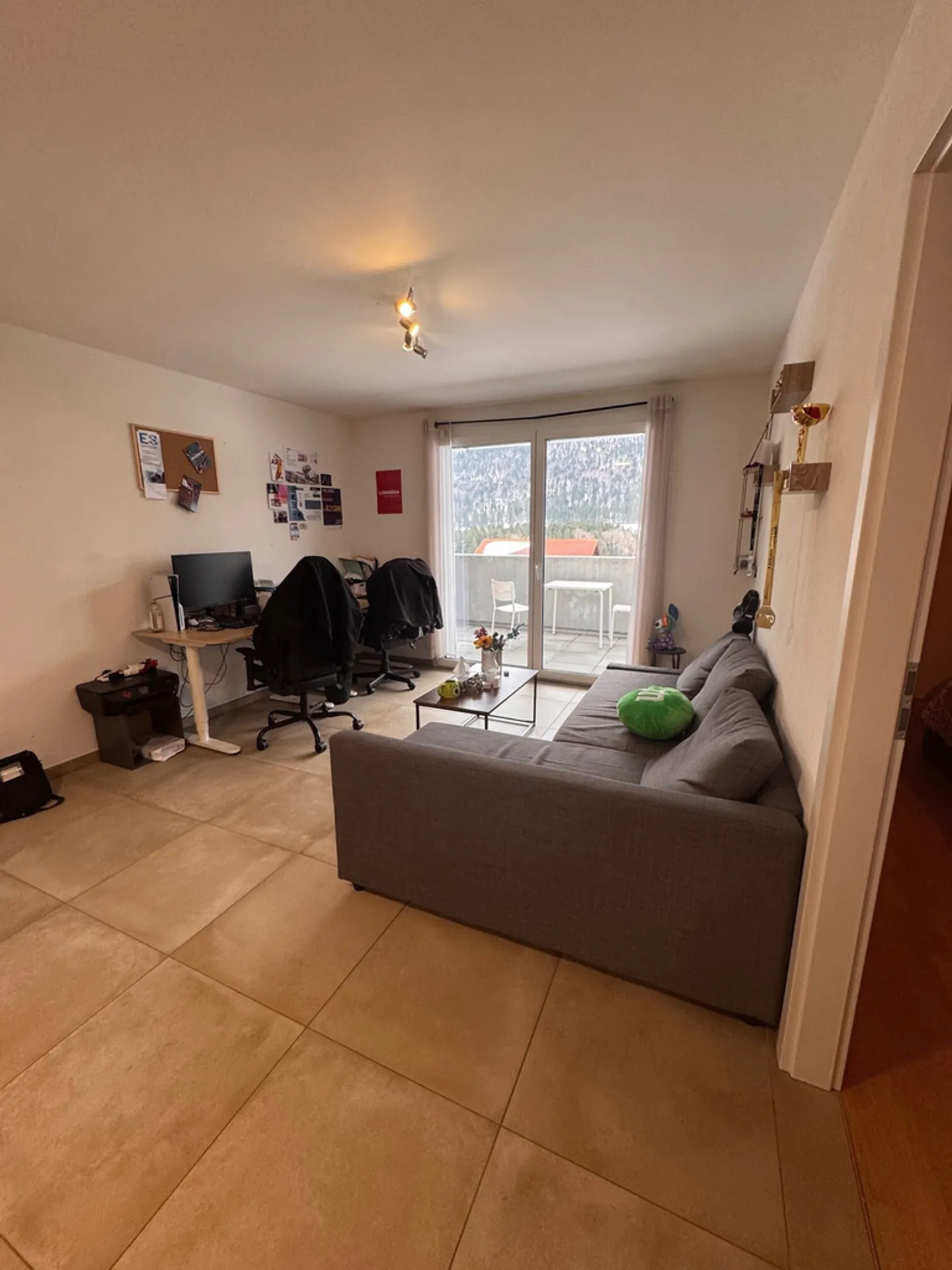 Charmant appartement de 2,5 pièces à louer - Photo 3 sur 5