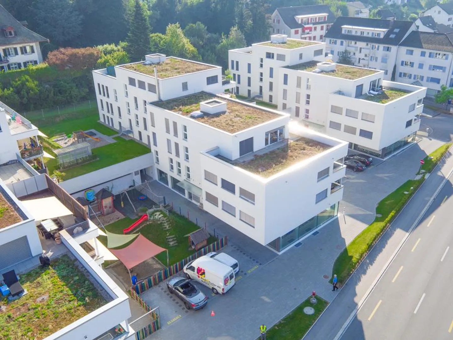 Appartamento accogliente di 3,5 stanze con patio - Foto 1 di 6